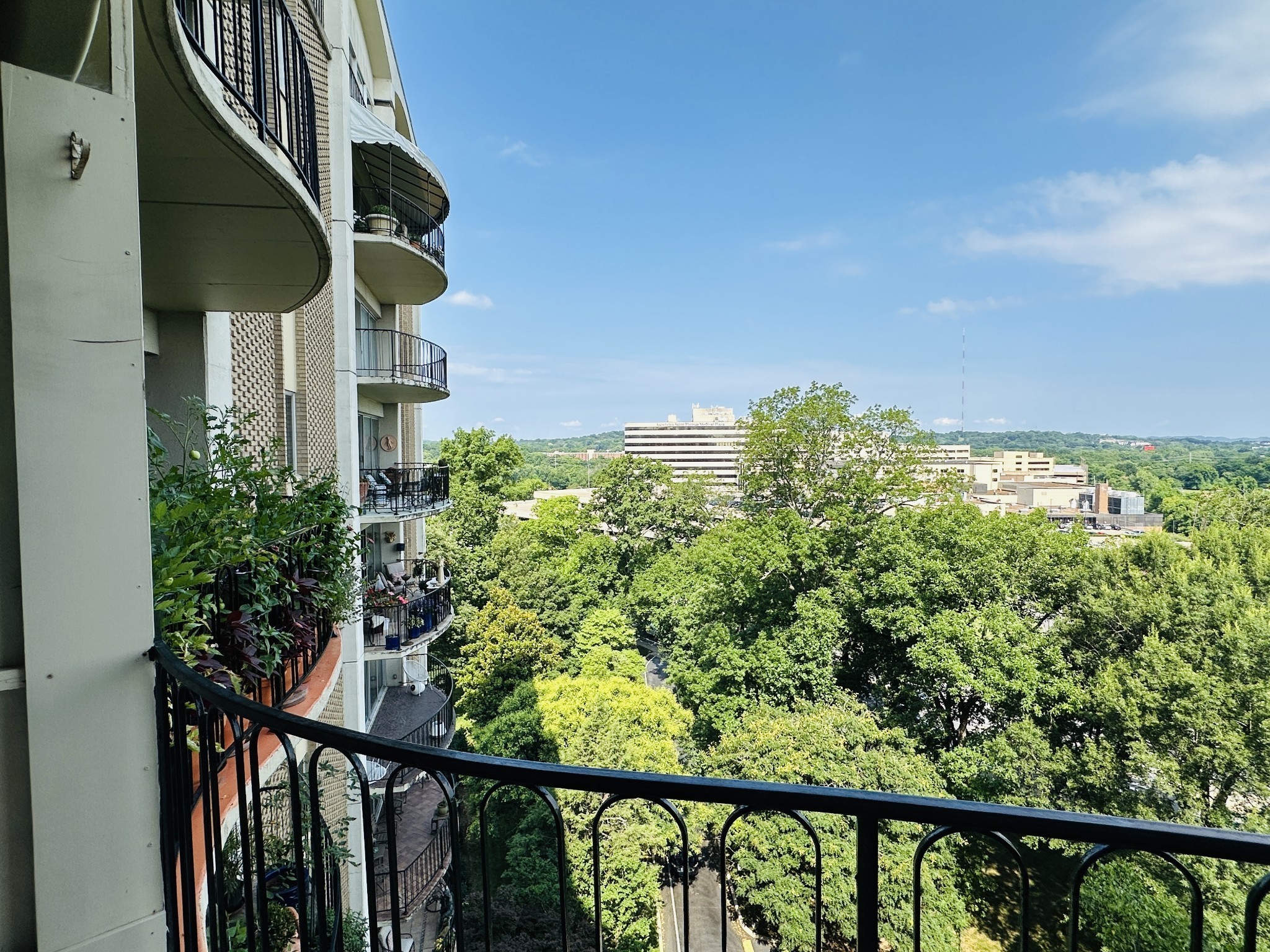 4215 Harding Pike Unit: 903
