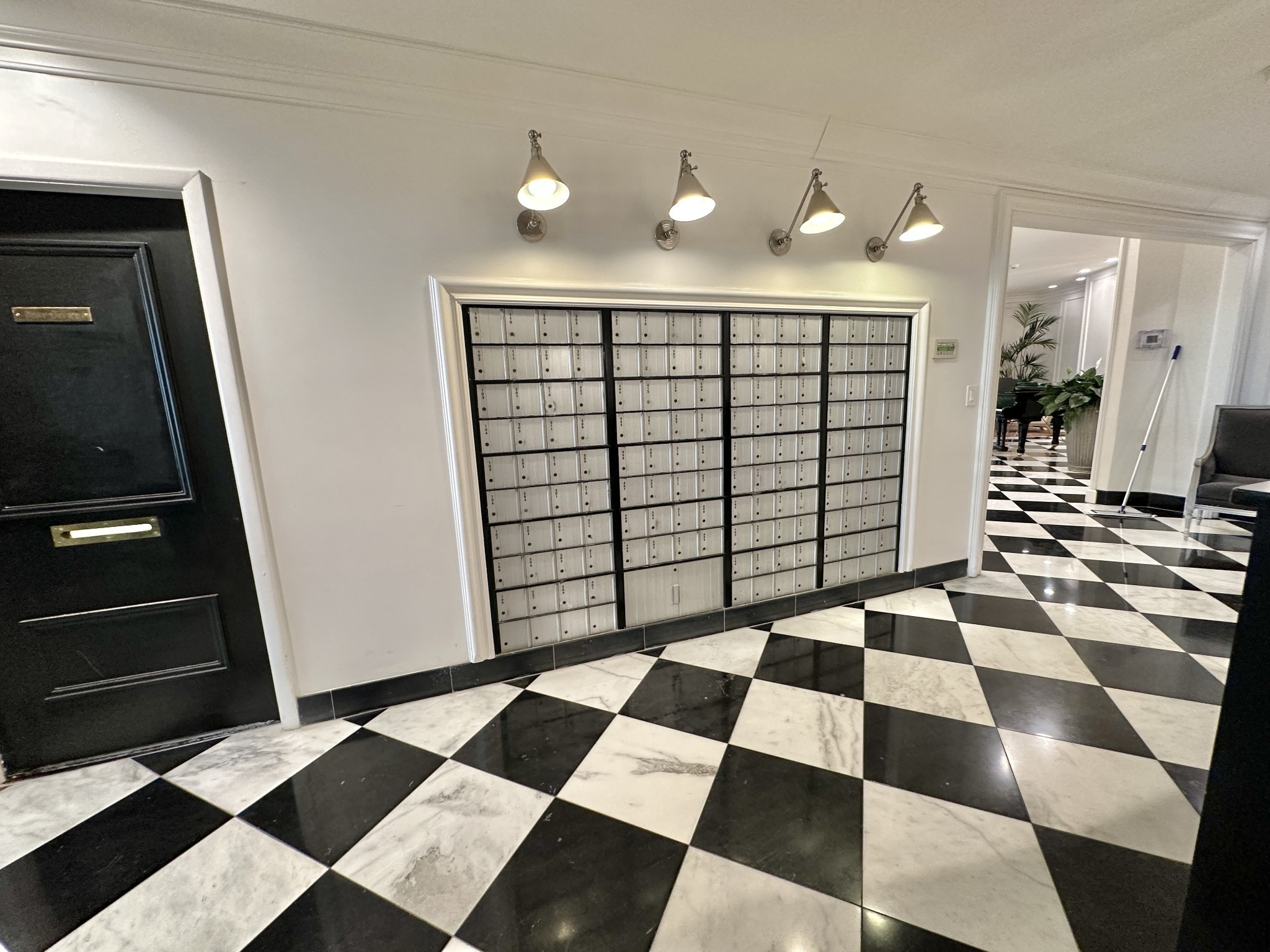 4215 Harding Pike Unit: 903