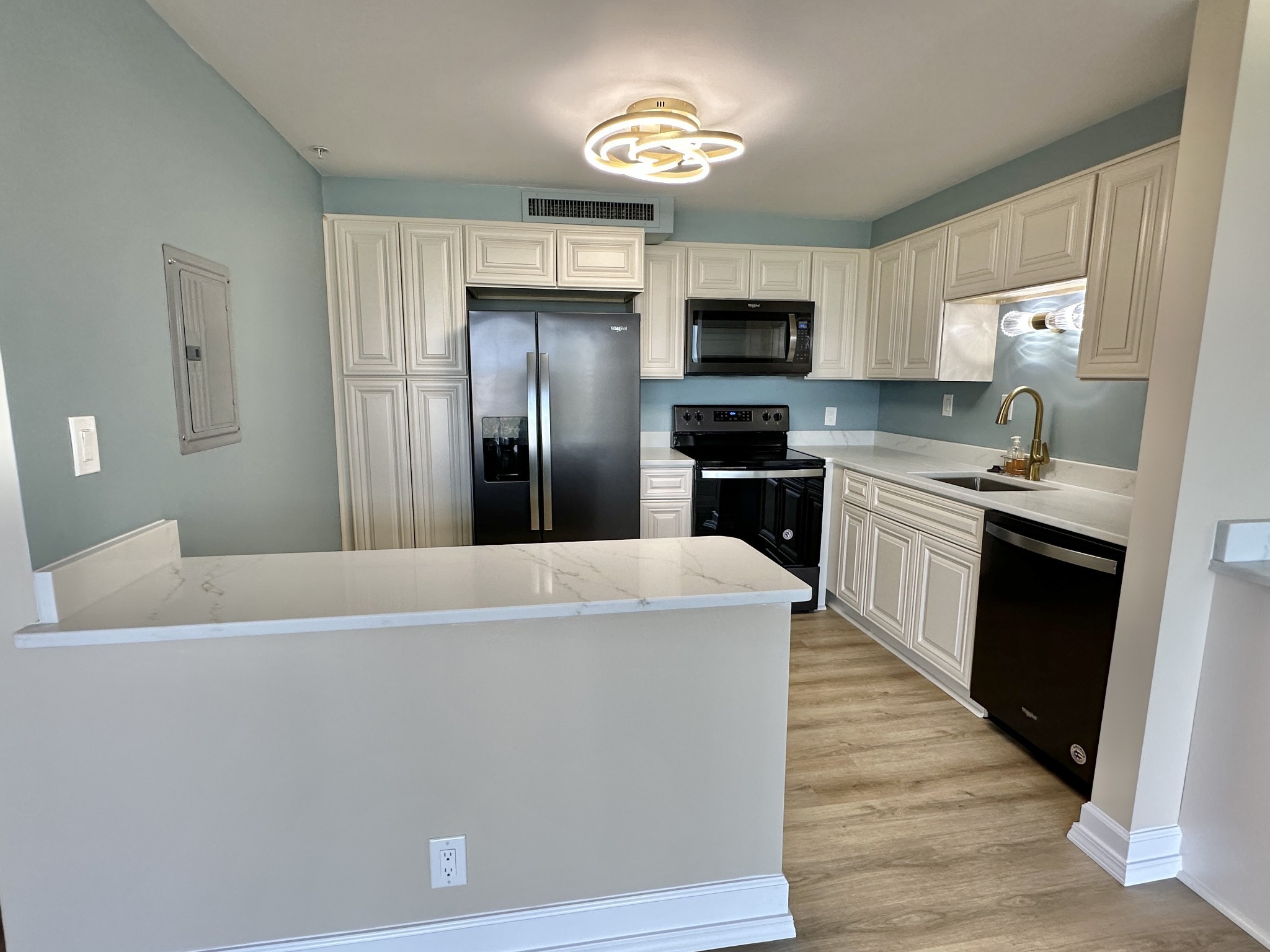 4215 Harding Pike Unit: 903