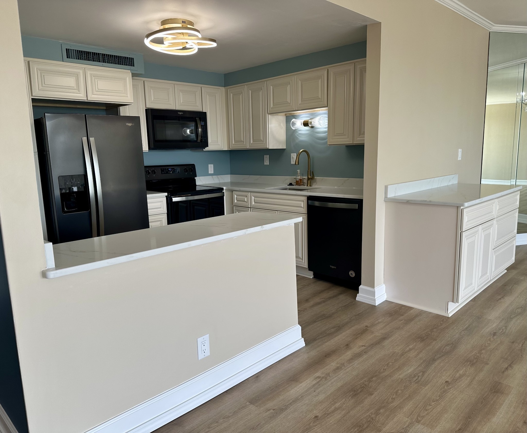 4215 Harding Pike Unit: 903
