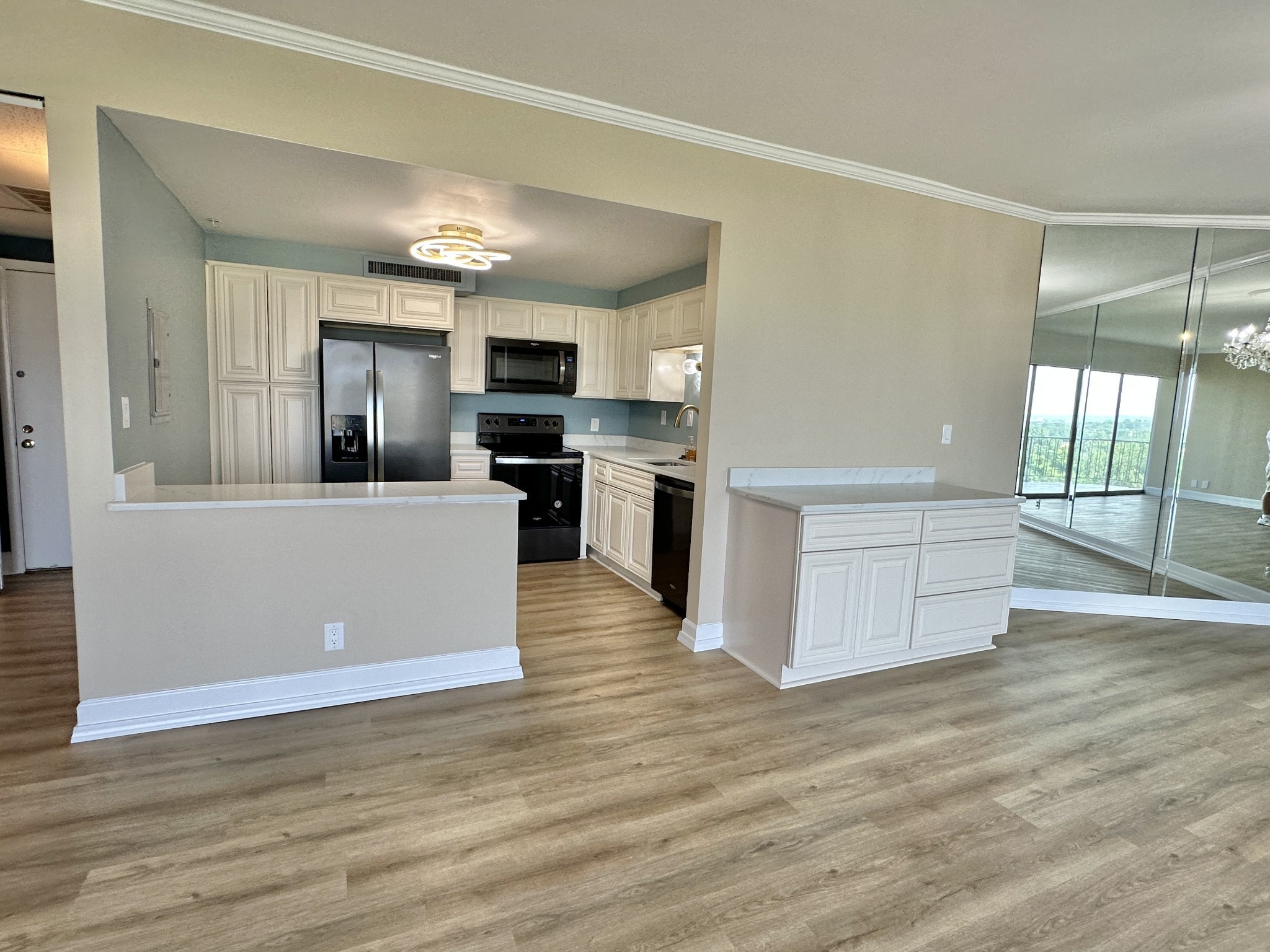 4215 Harding Pike Unit: 903