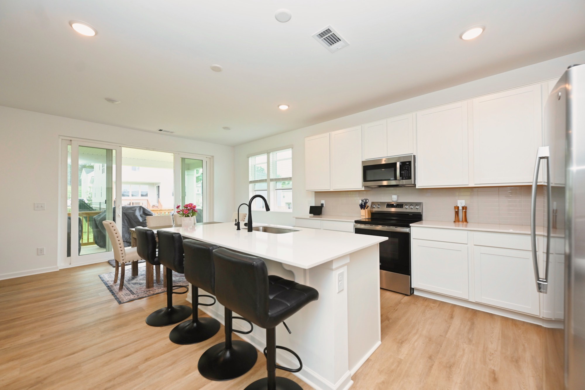 2982 Windstone Trl