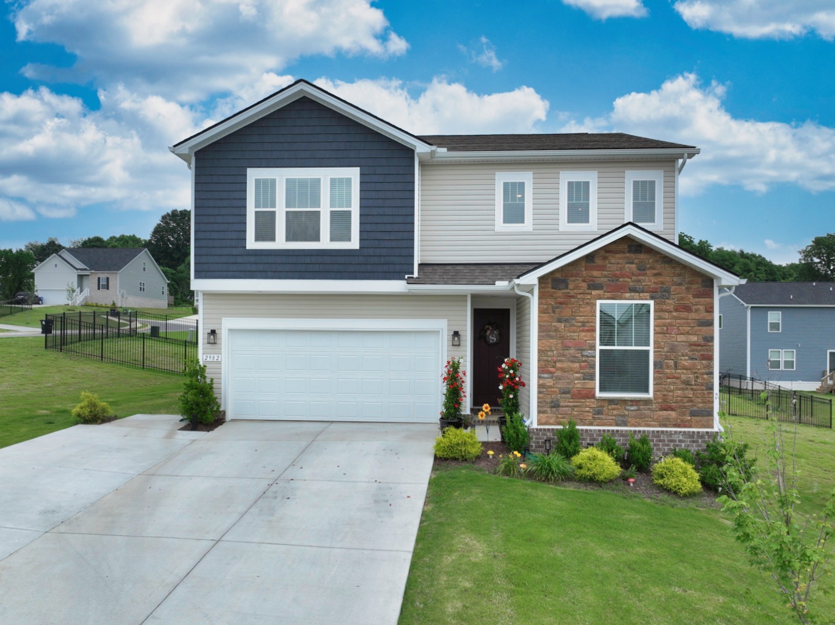 2982 Windstone Trl