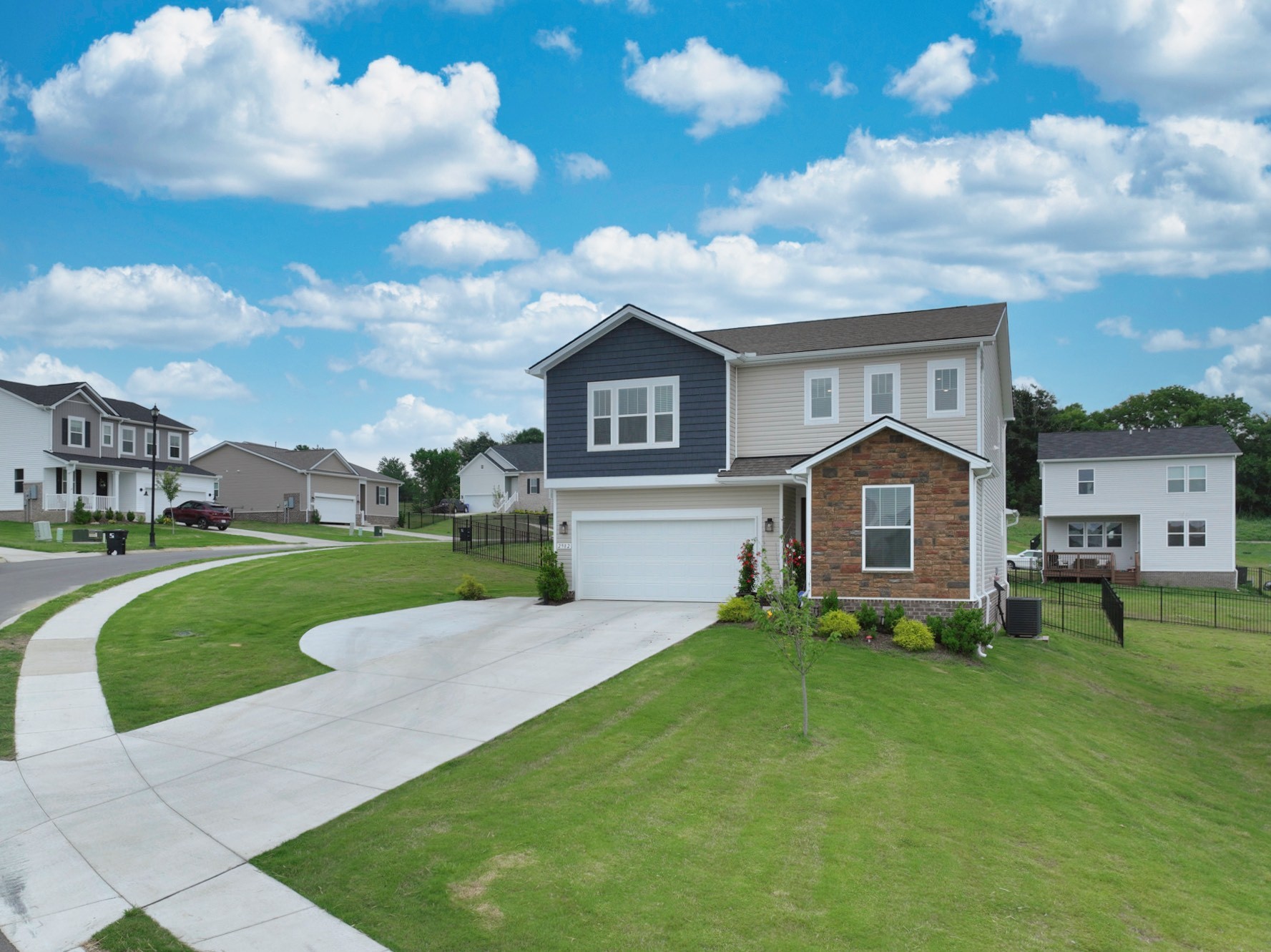 2982 Windstone Trl