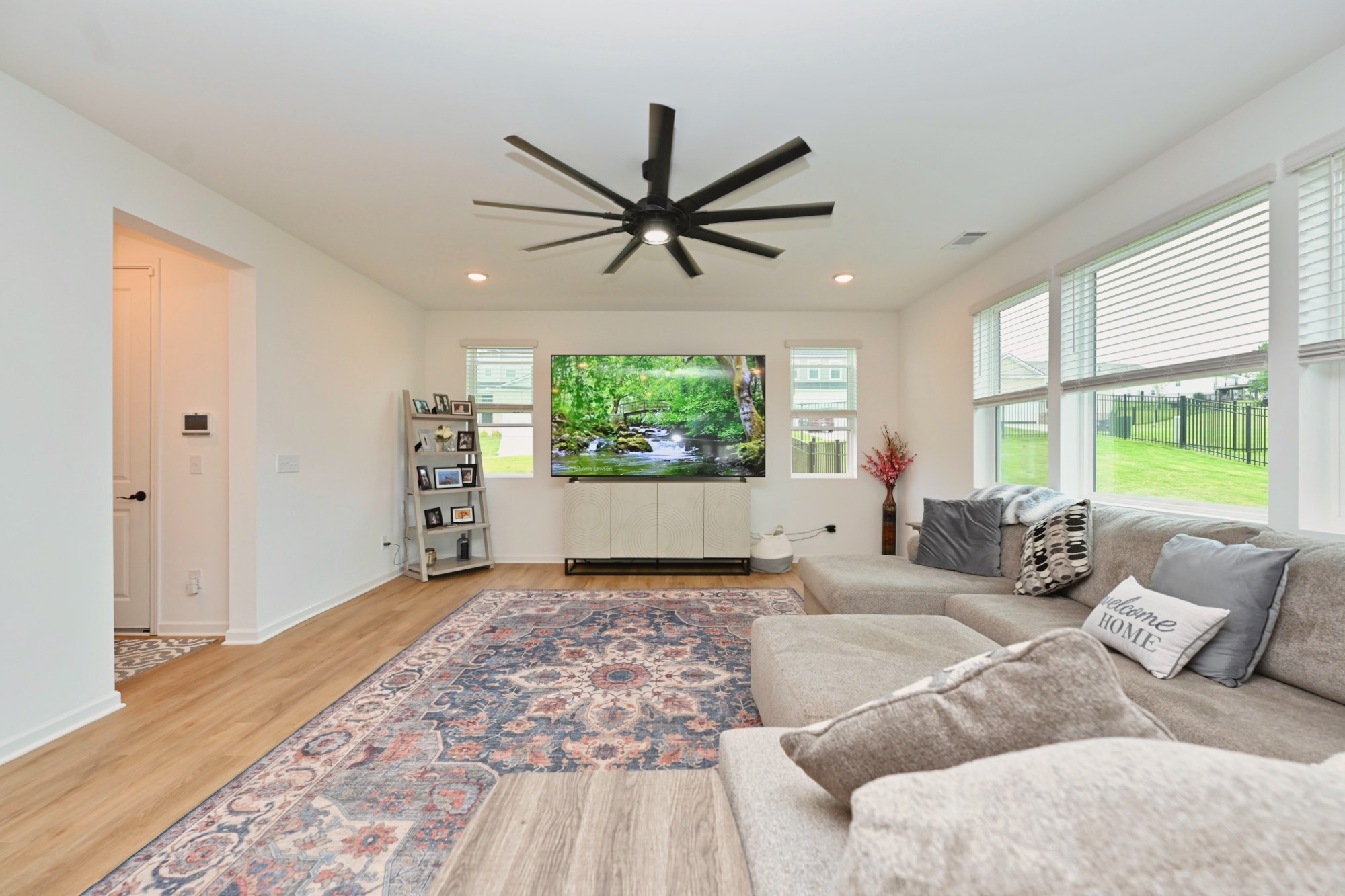 2982 Windstone Trl