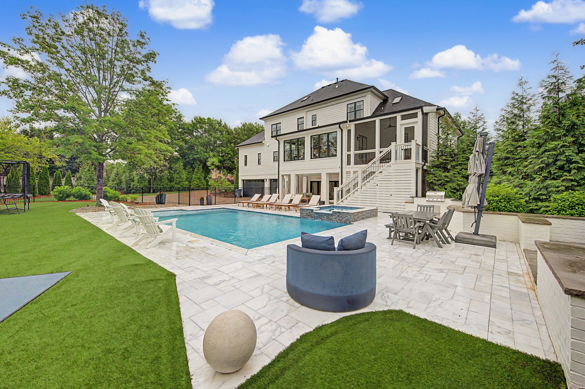 5102 Yale Ct