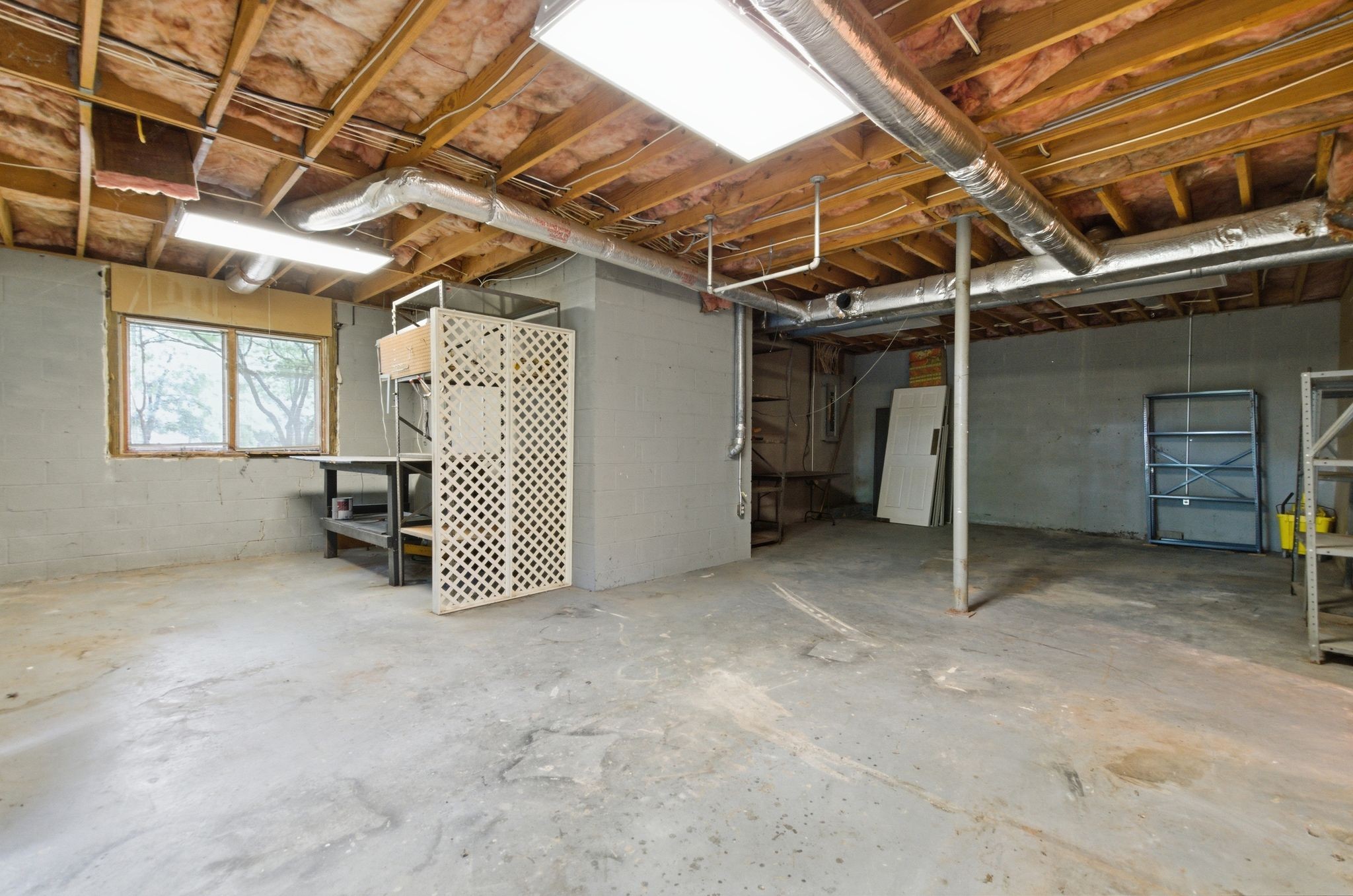 3510 Stokesmont Rd