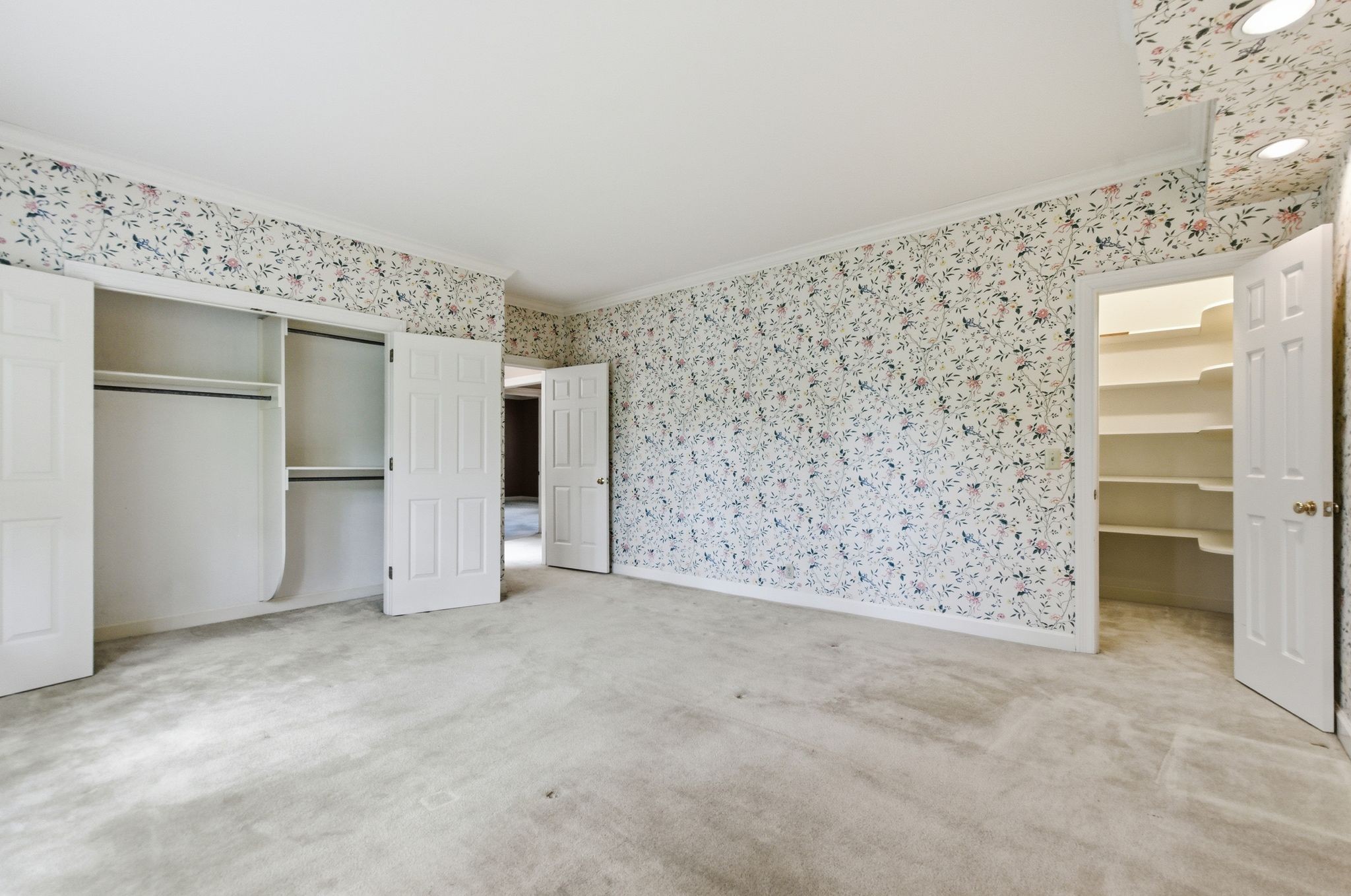 3510 Stokesmont Rd