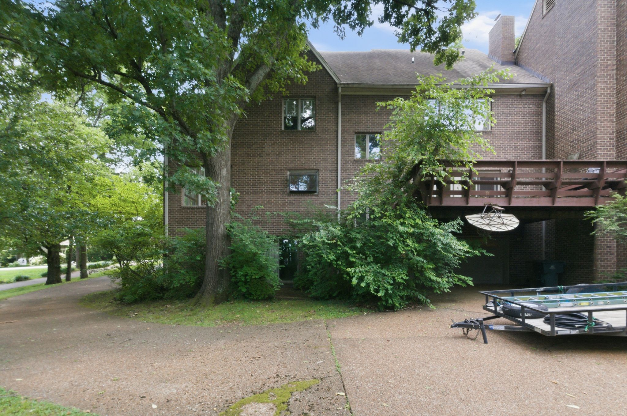 3510 Stokesmont Rd