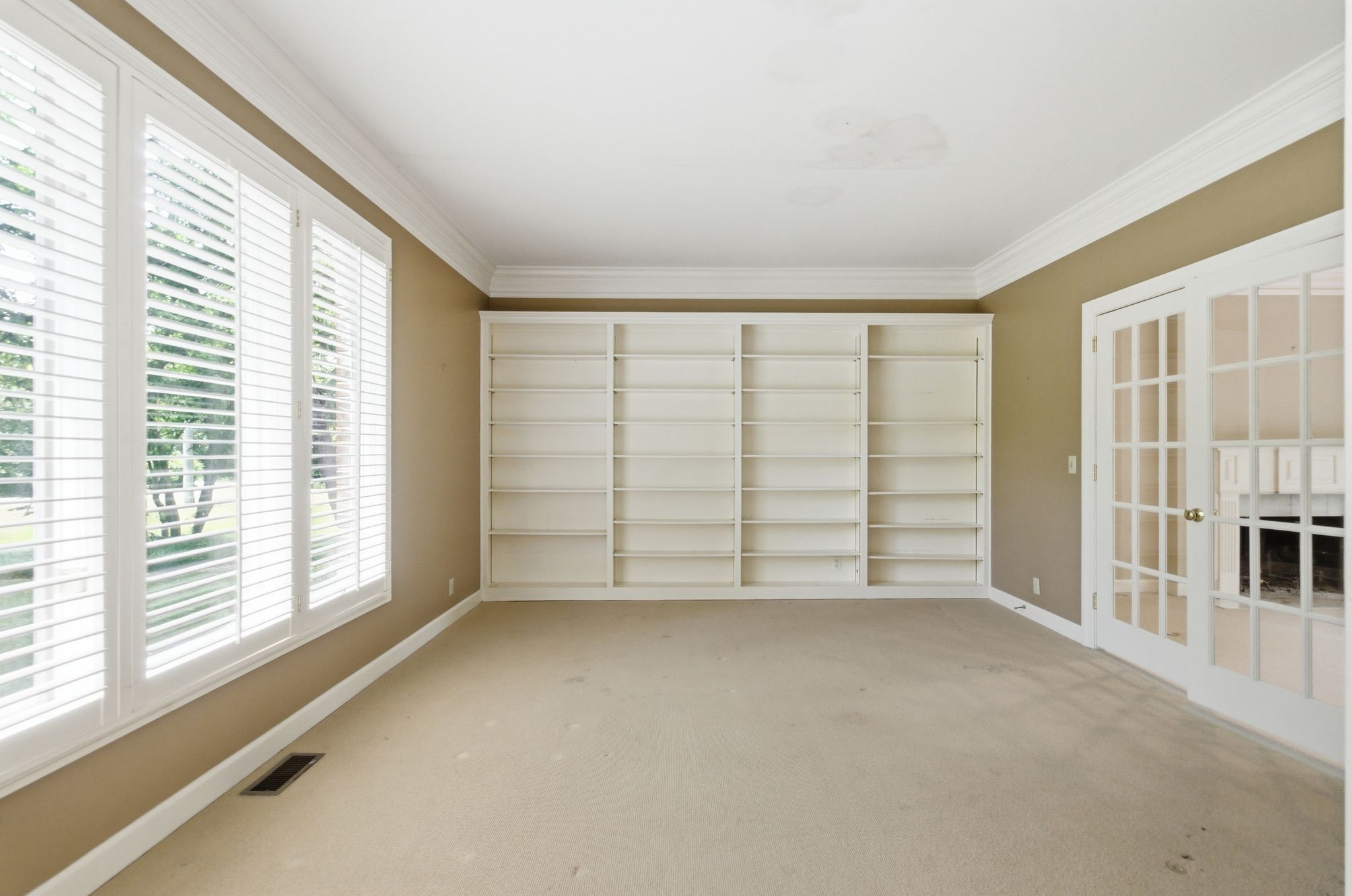 3510 Stokesmont Rd