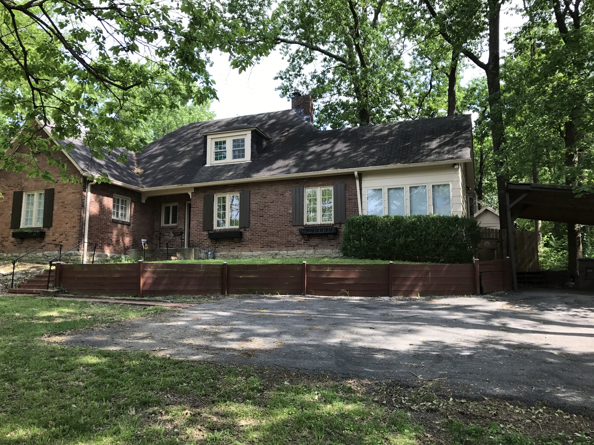 3315 Orleans Dr