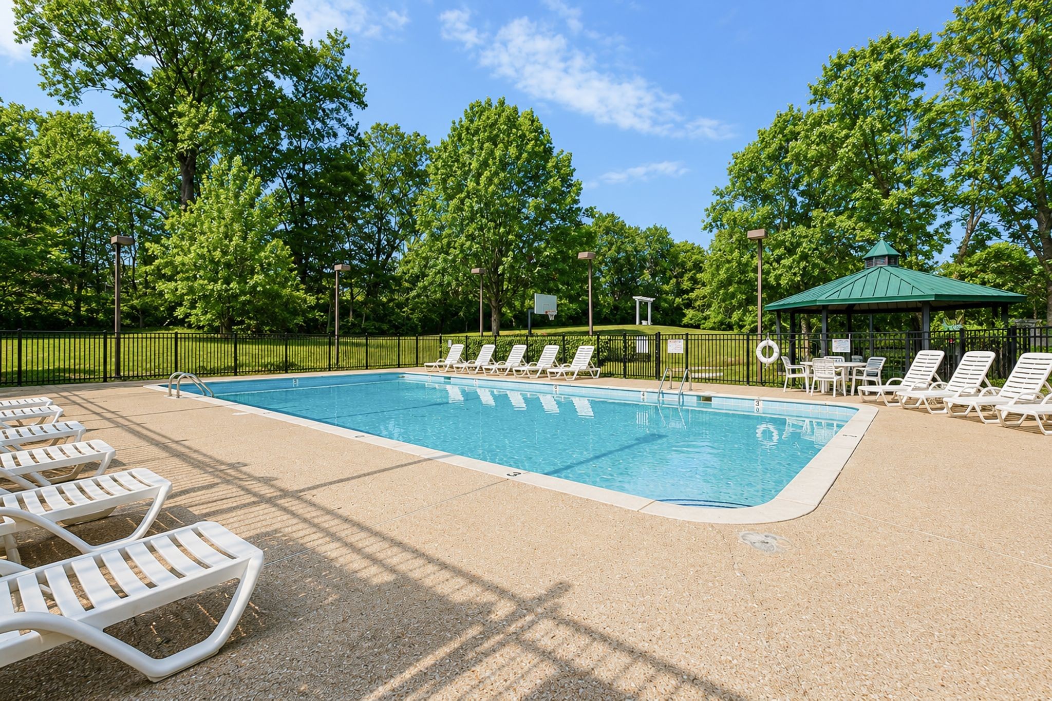 5113 Millbrook Dr