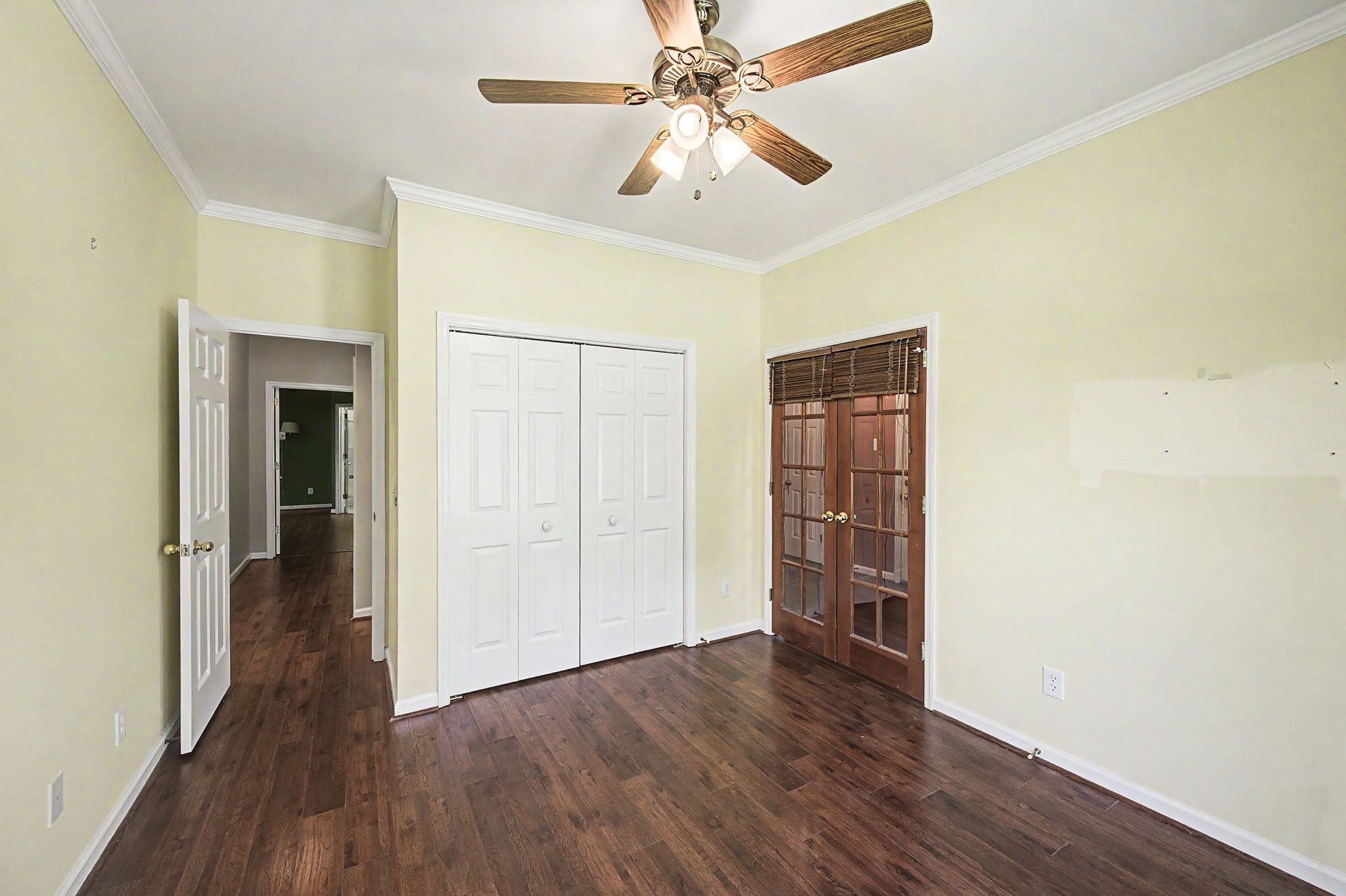 5113 Millbrook Dr