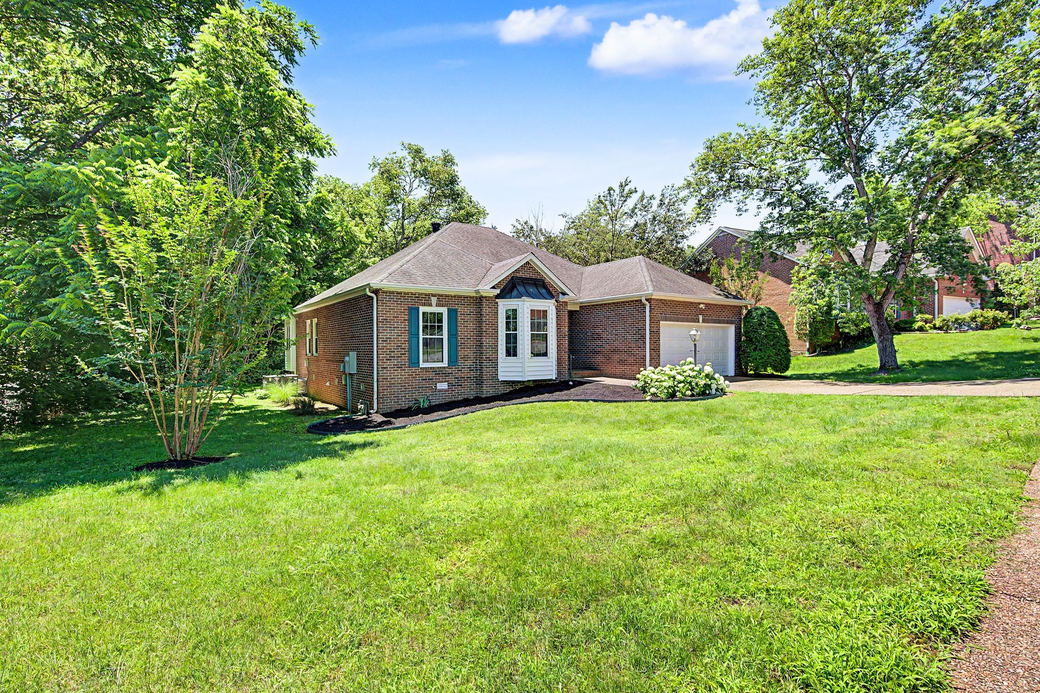5113 Millbrook Dr