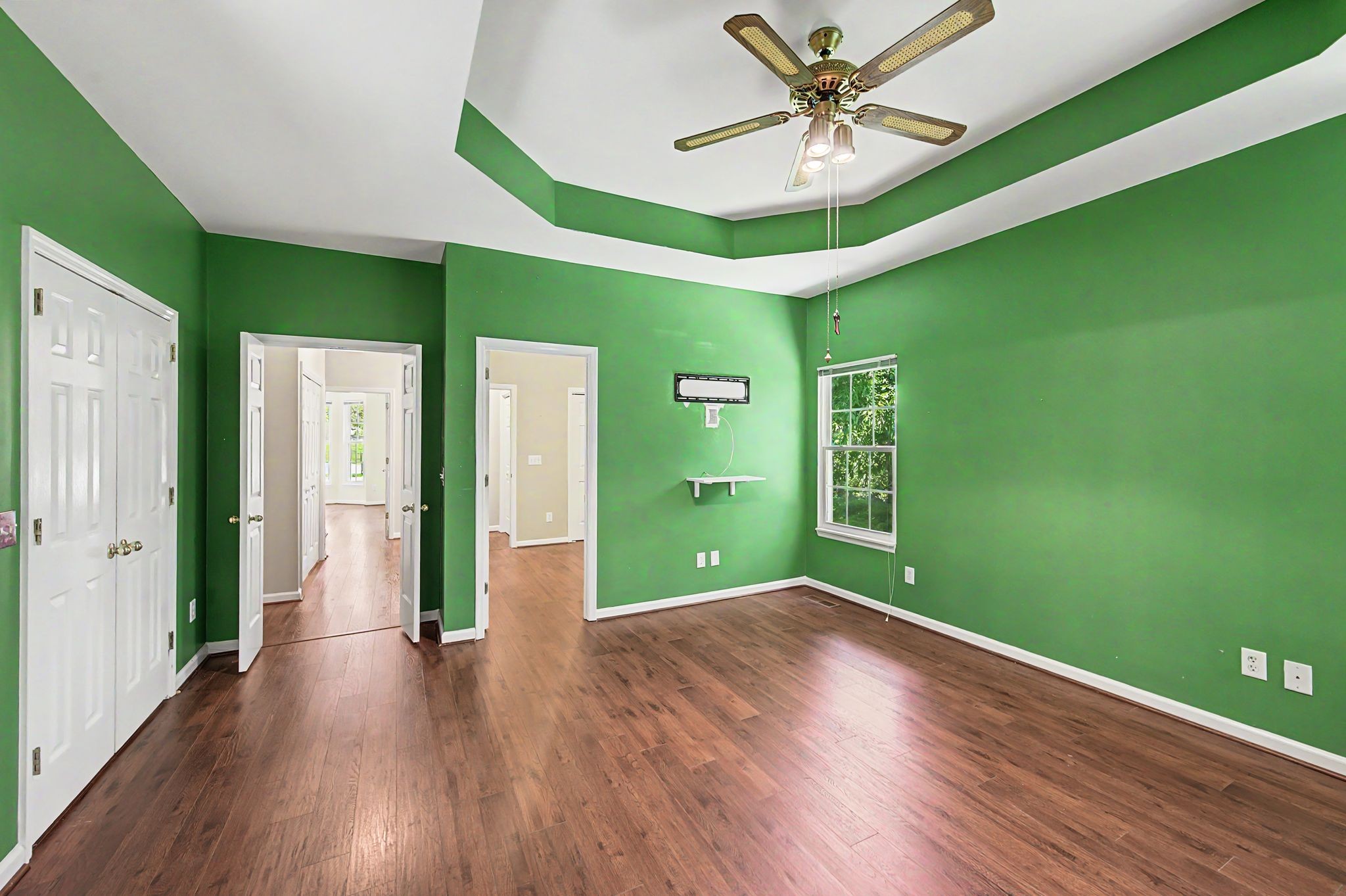 5113 Millbrook Dr