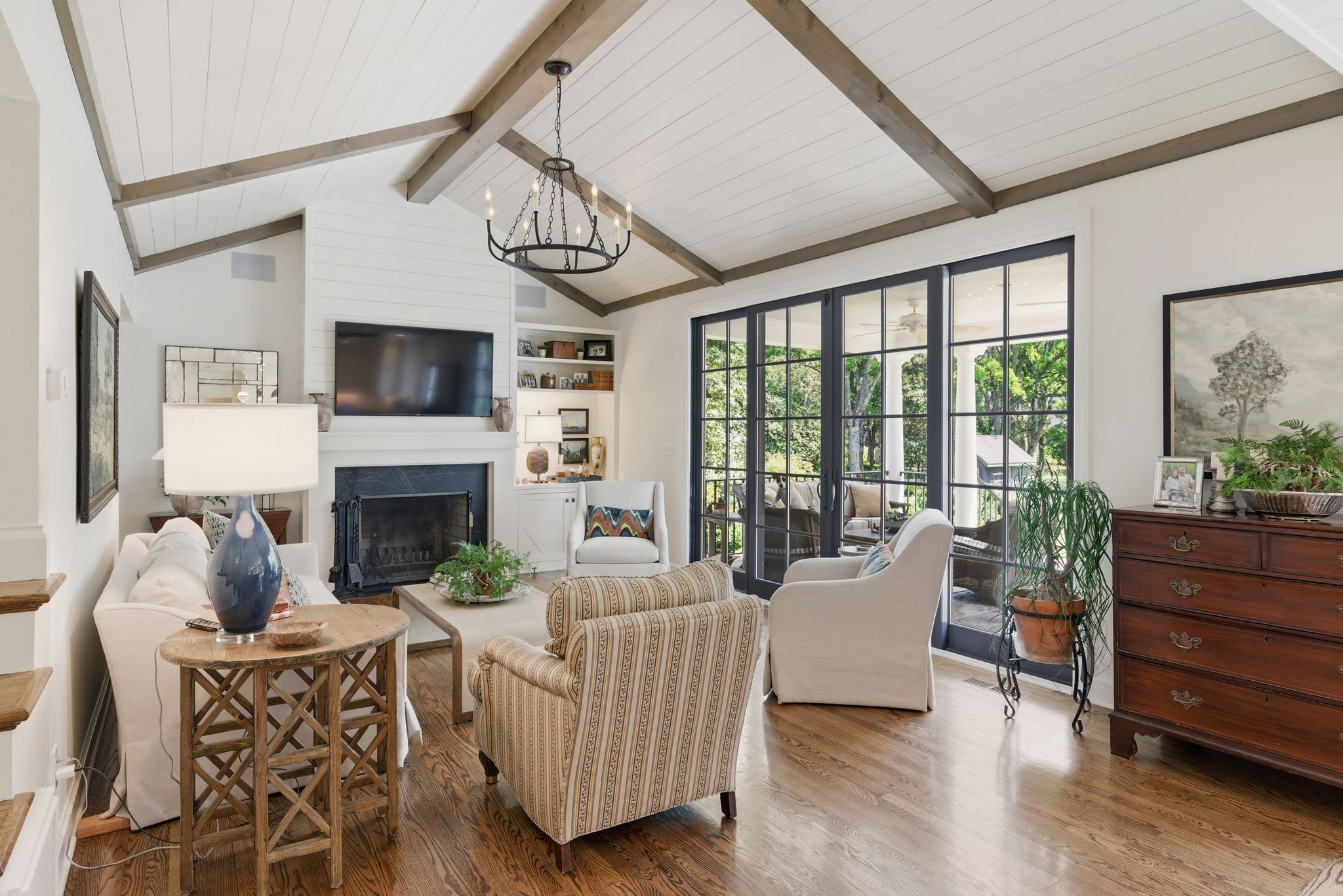 6228 Hillsboro Pike