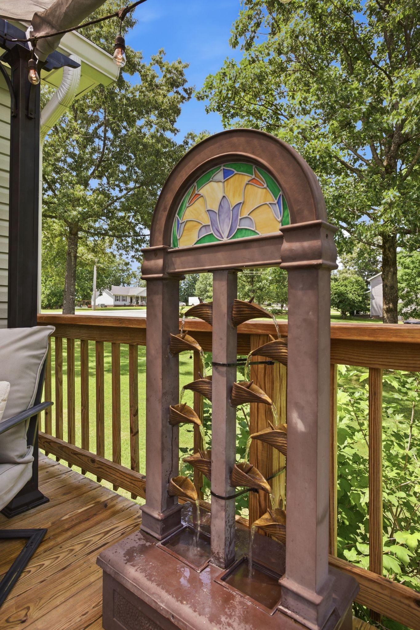 131 Pin Oaks Ln