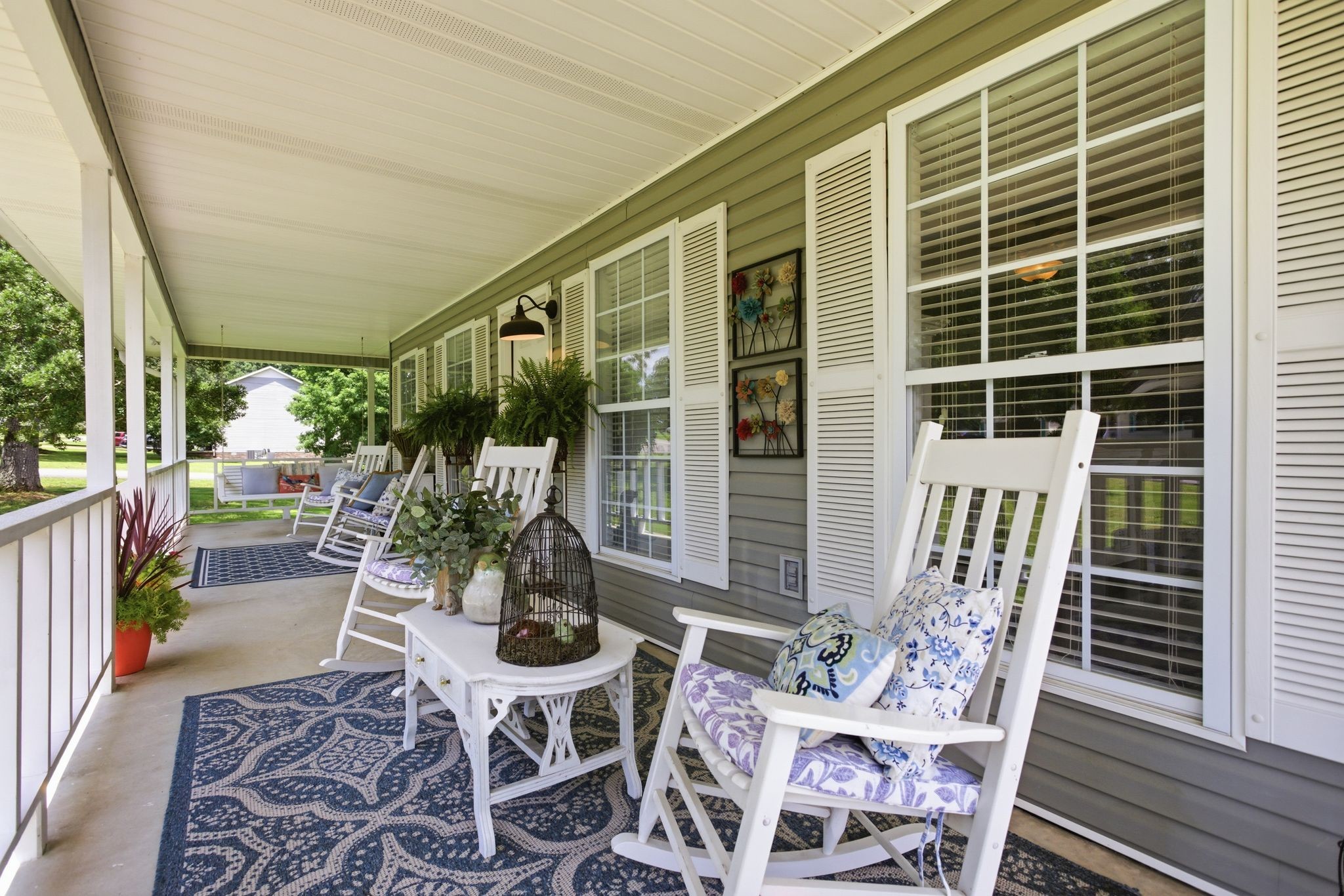 131 Pin Oaks Ln