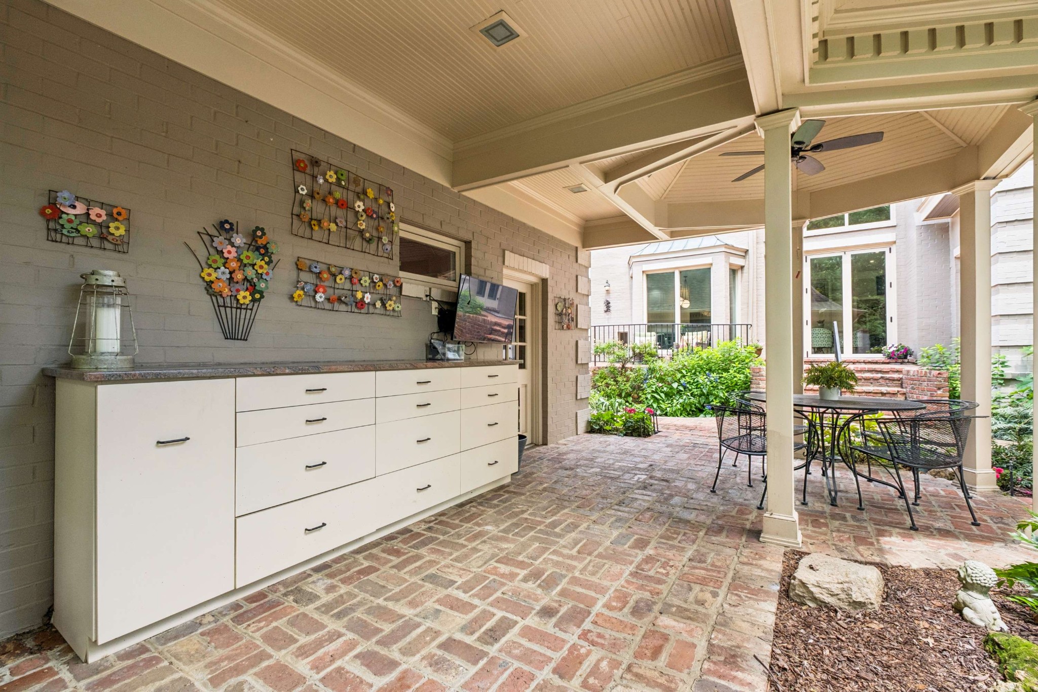 79 Concord Park, W