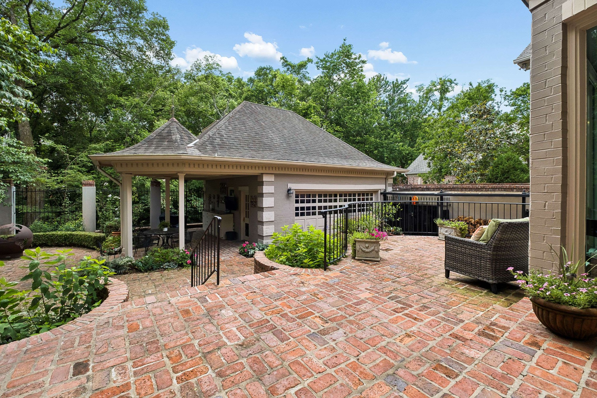 79 Concord Park, W