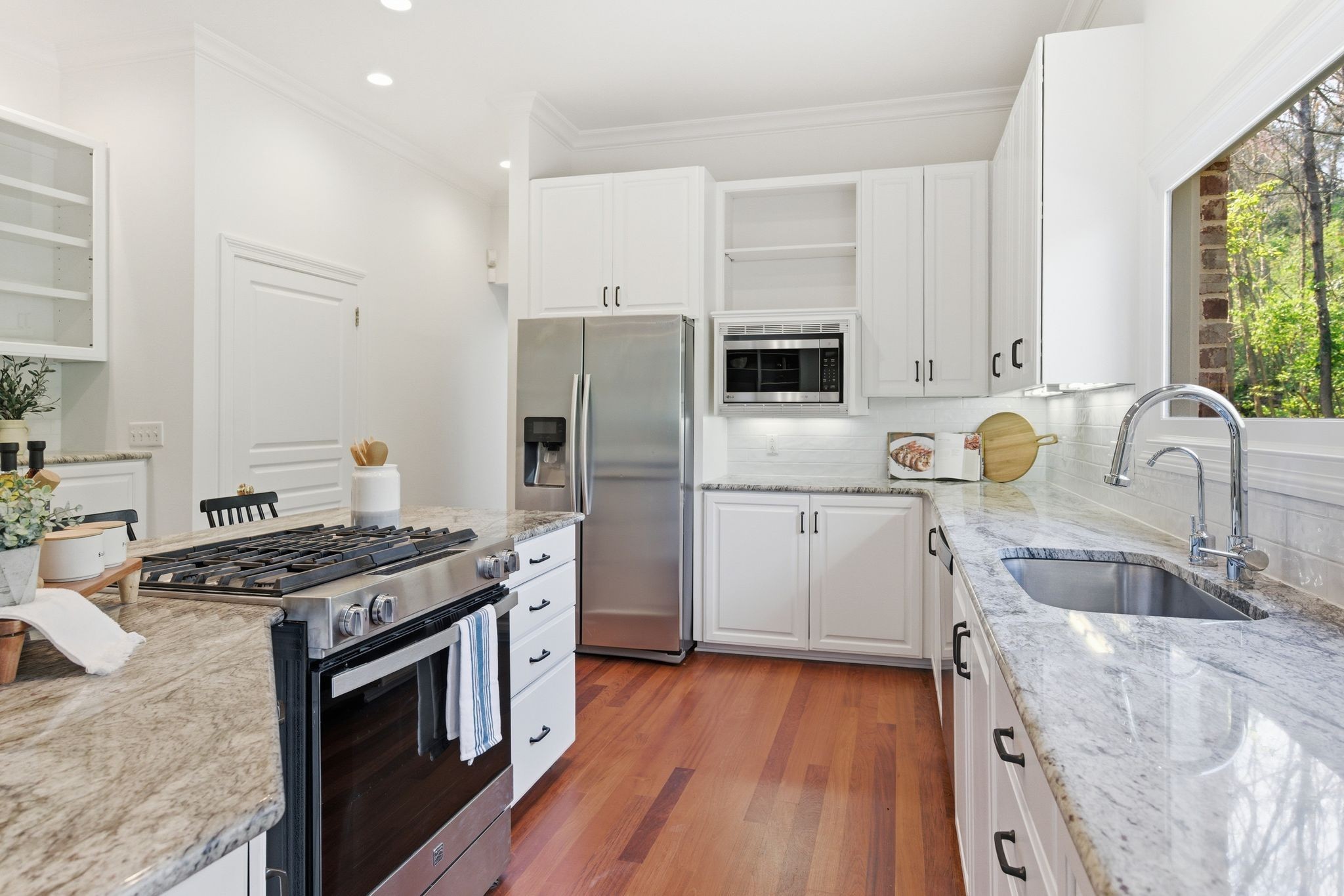 128 Abbeywood Dr