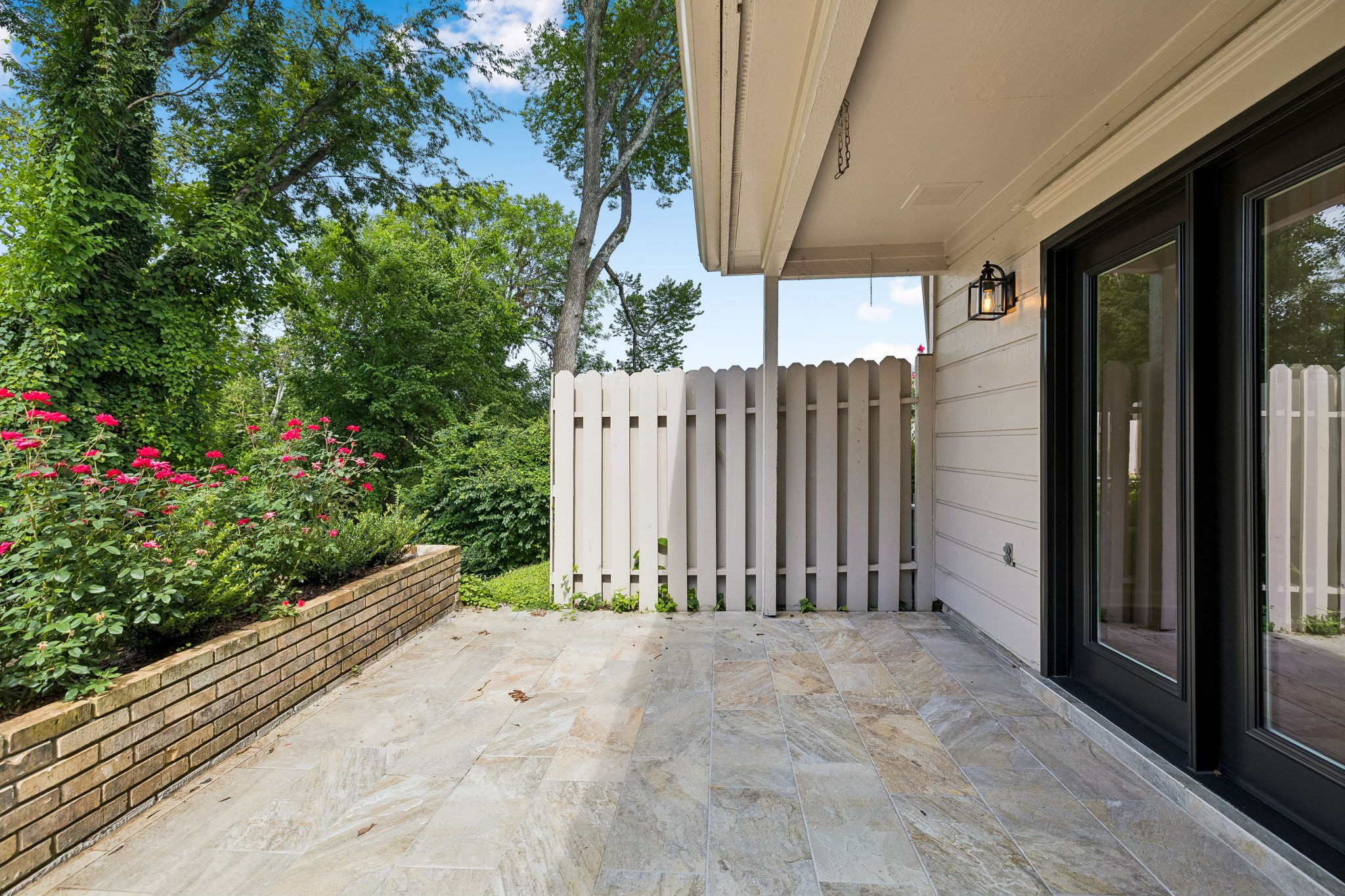 401 Bowling Avenue Unit: 15