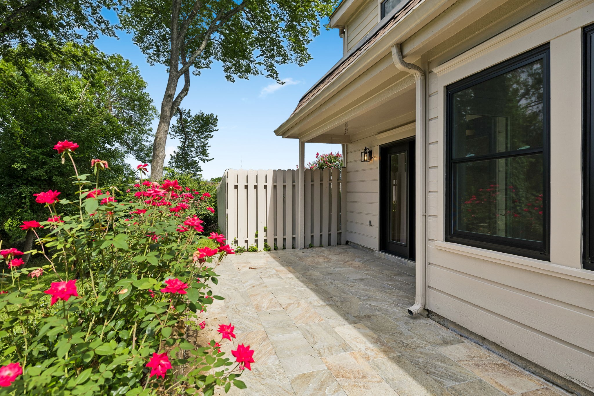 401 Bowling Avenue Unit: 15
