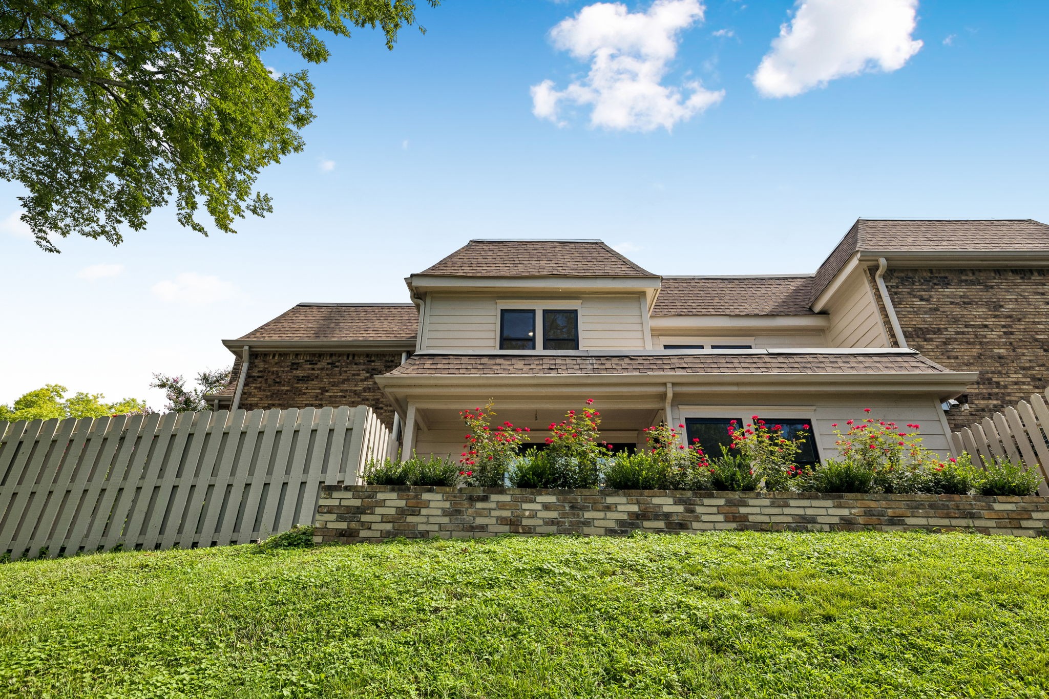 401 Bowling Avenue Unit: 15
