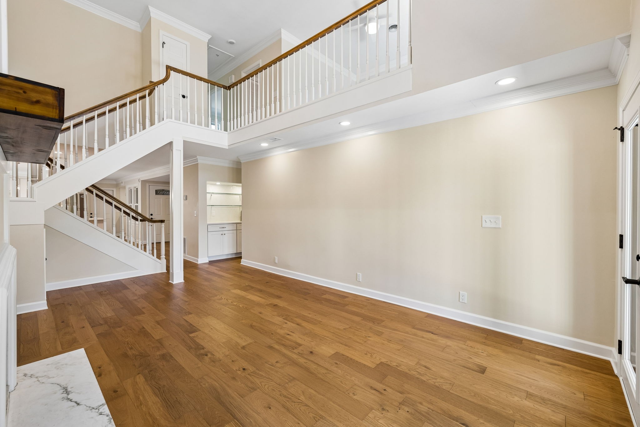 401 Bowling Avenue Unit: 15