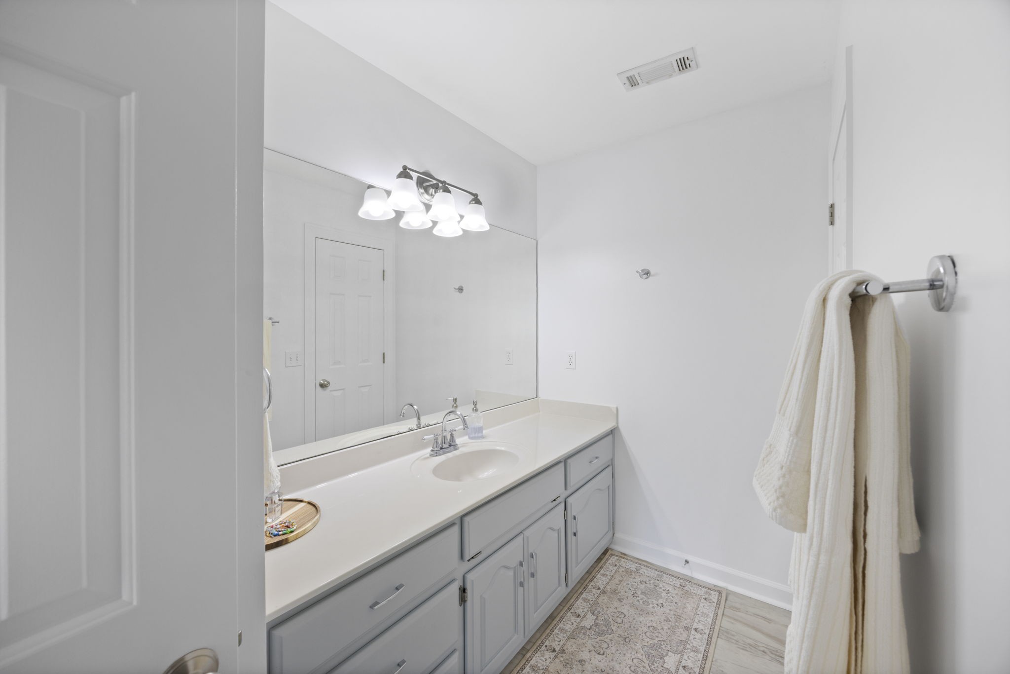 138 Timberline Dr
