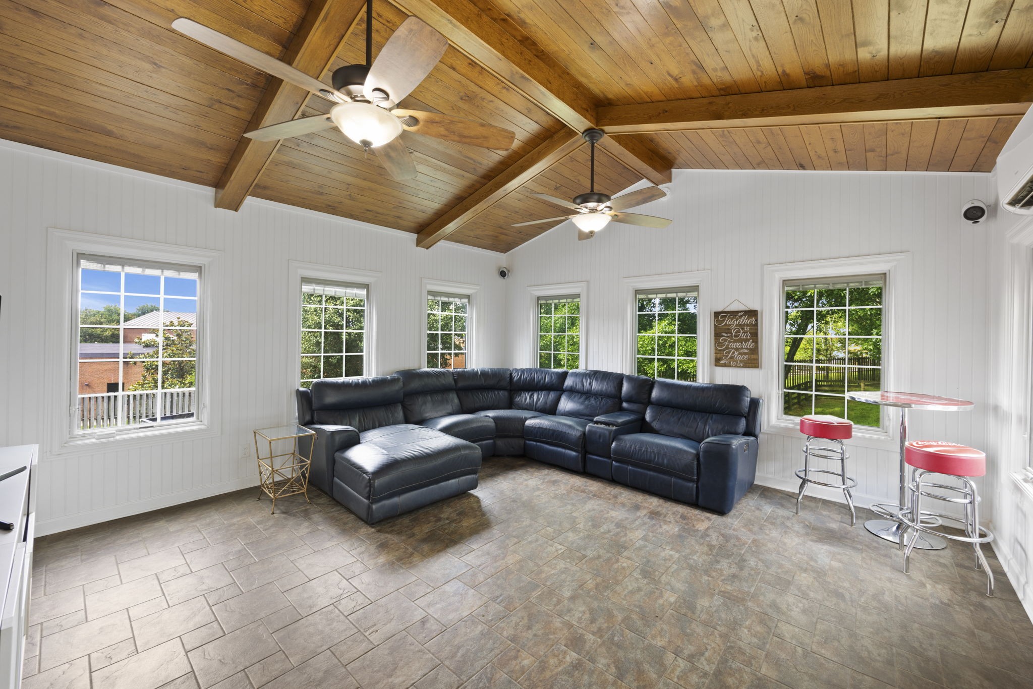 138 Timberline Dr