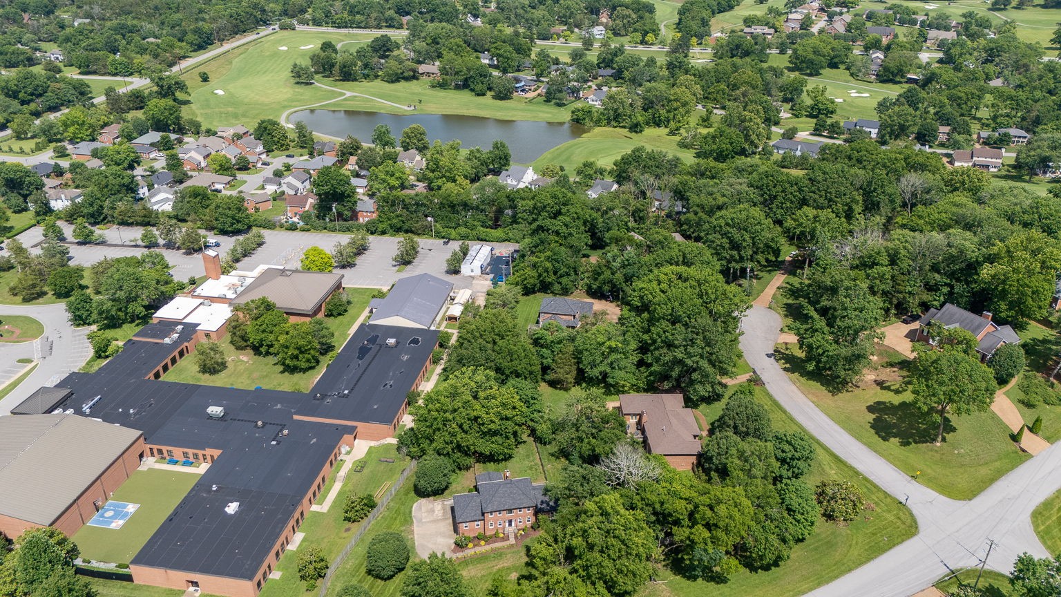 138 Timberline Dr