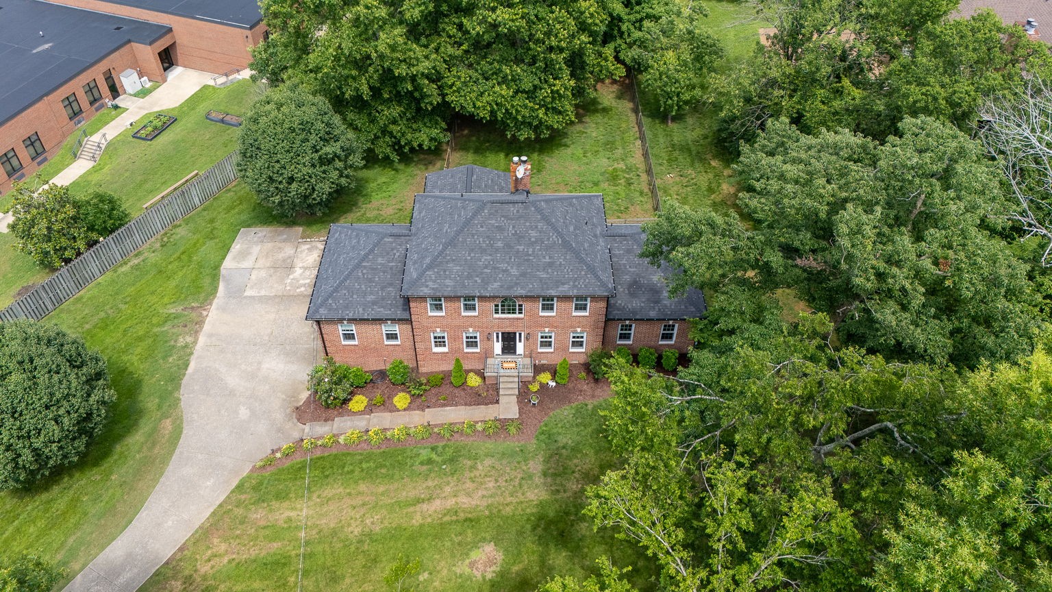 138 Timberline Dr