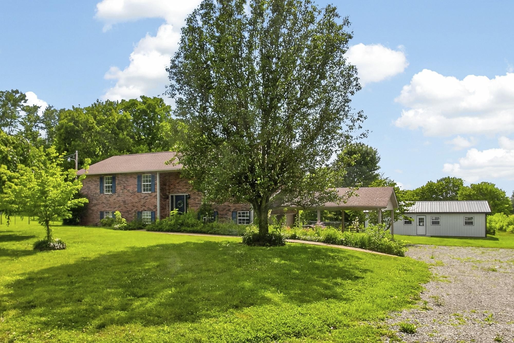 1053 Johns Rd