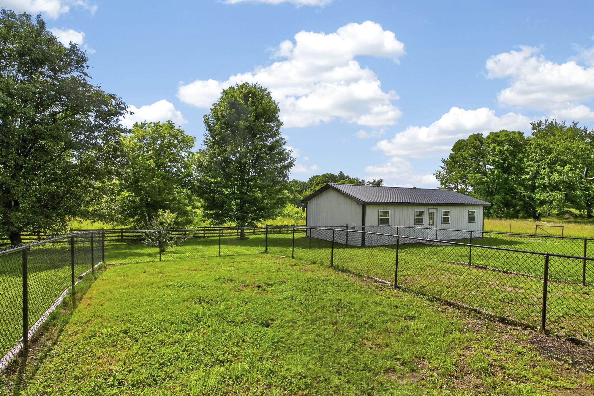 1053 Johns Rd