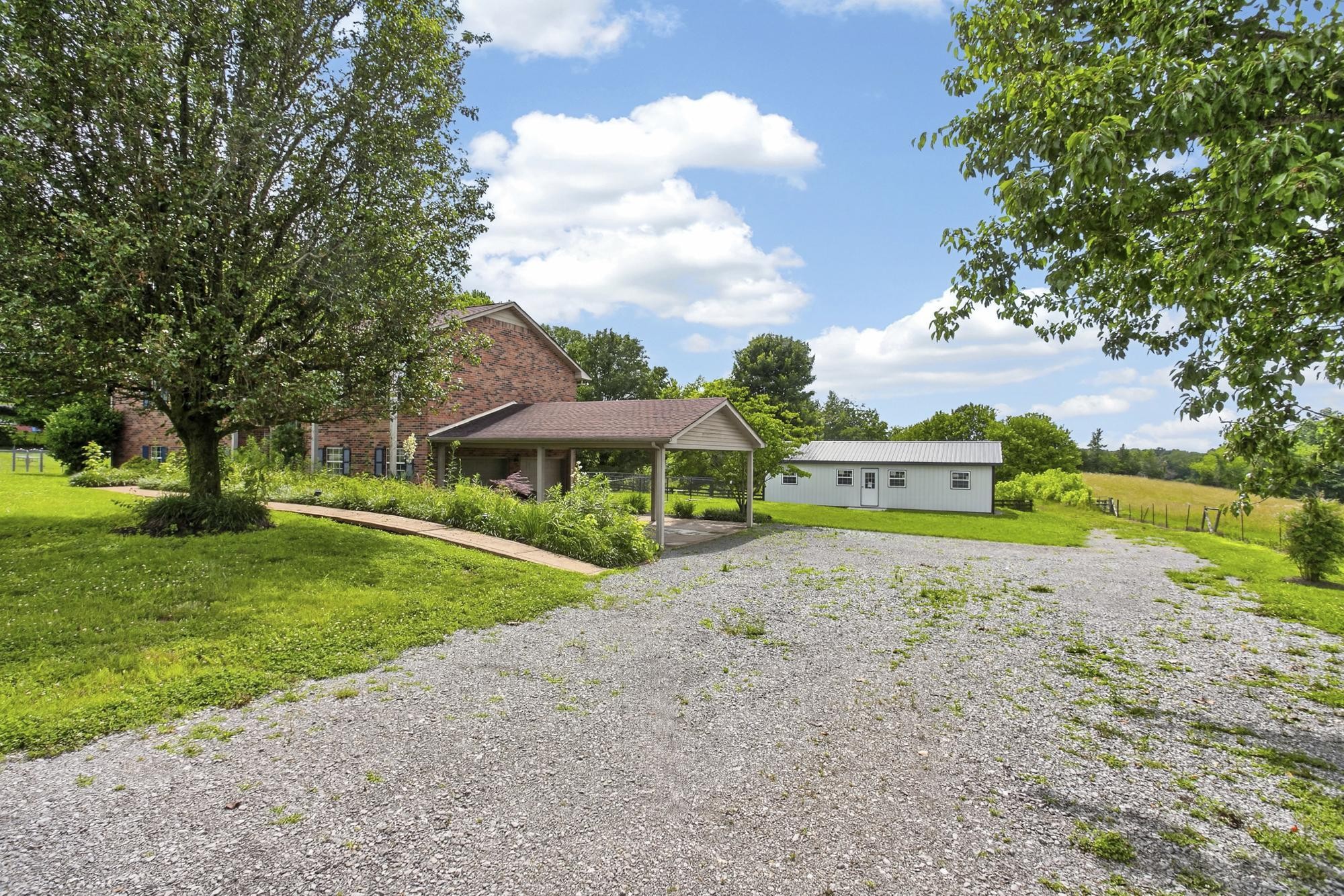 1053 Johns Rd