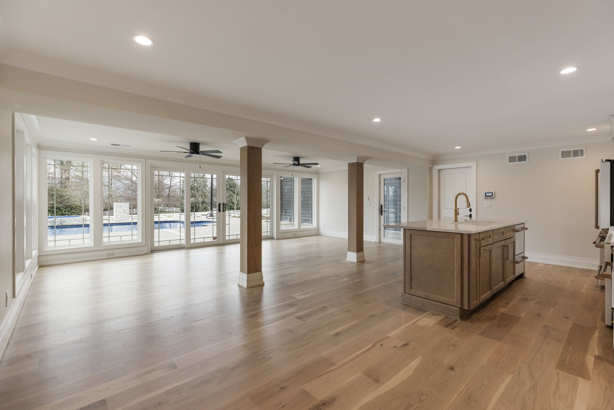 102 Steeplechase Ln