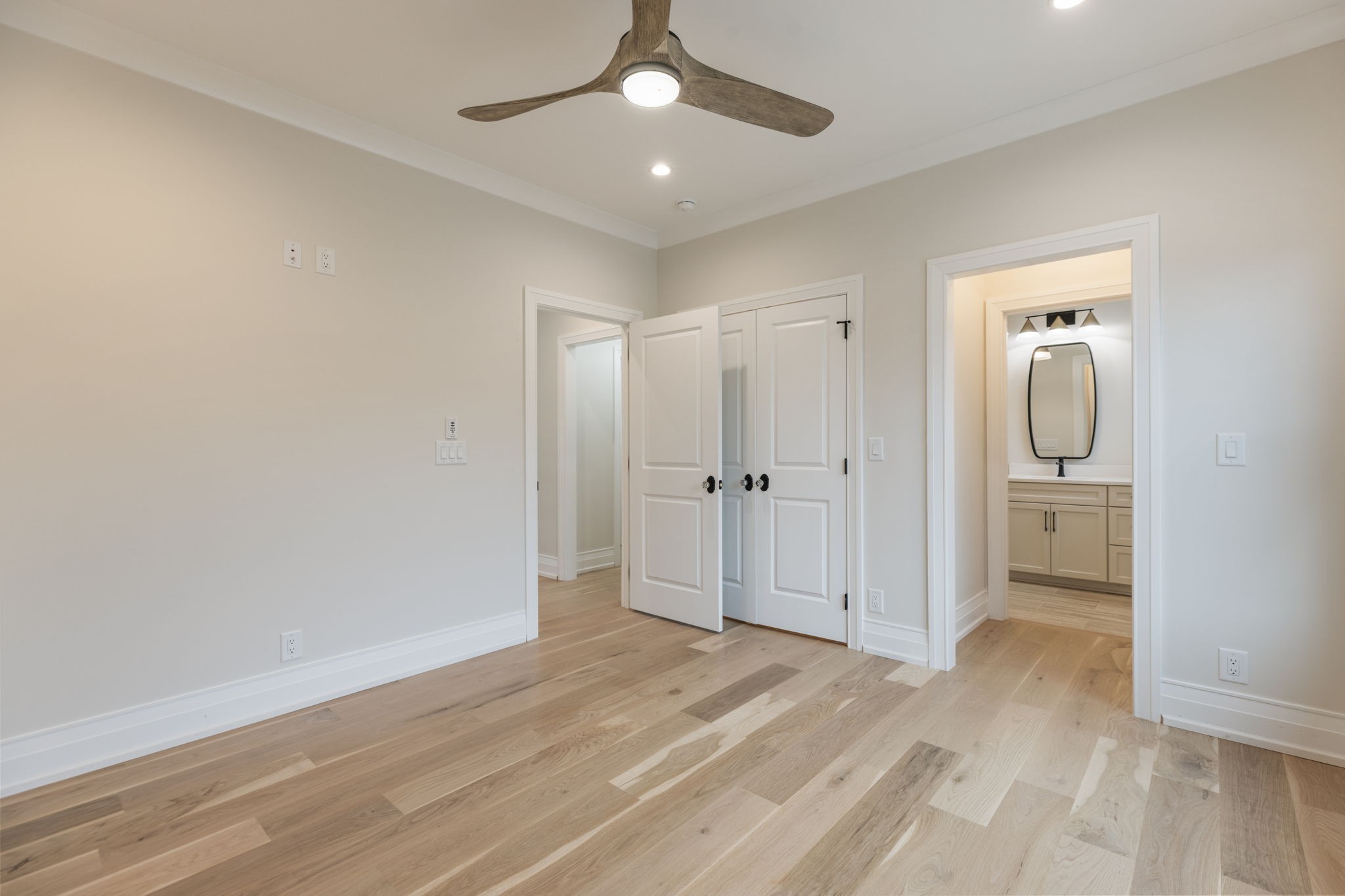 102 Steeplechase Ln