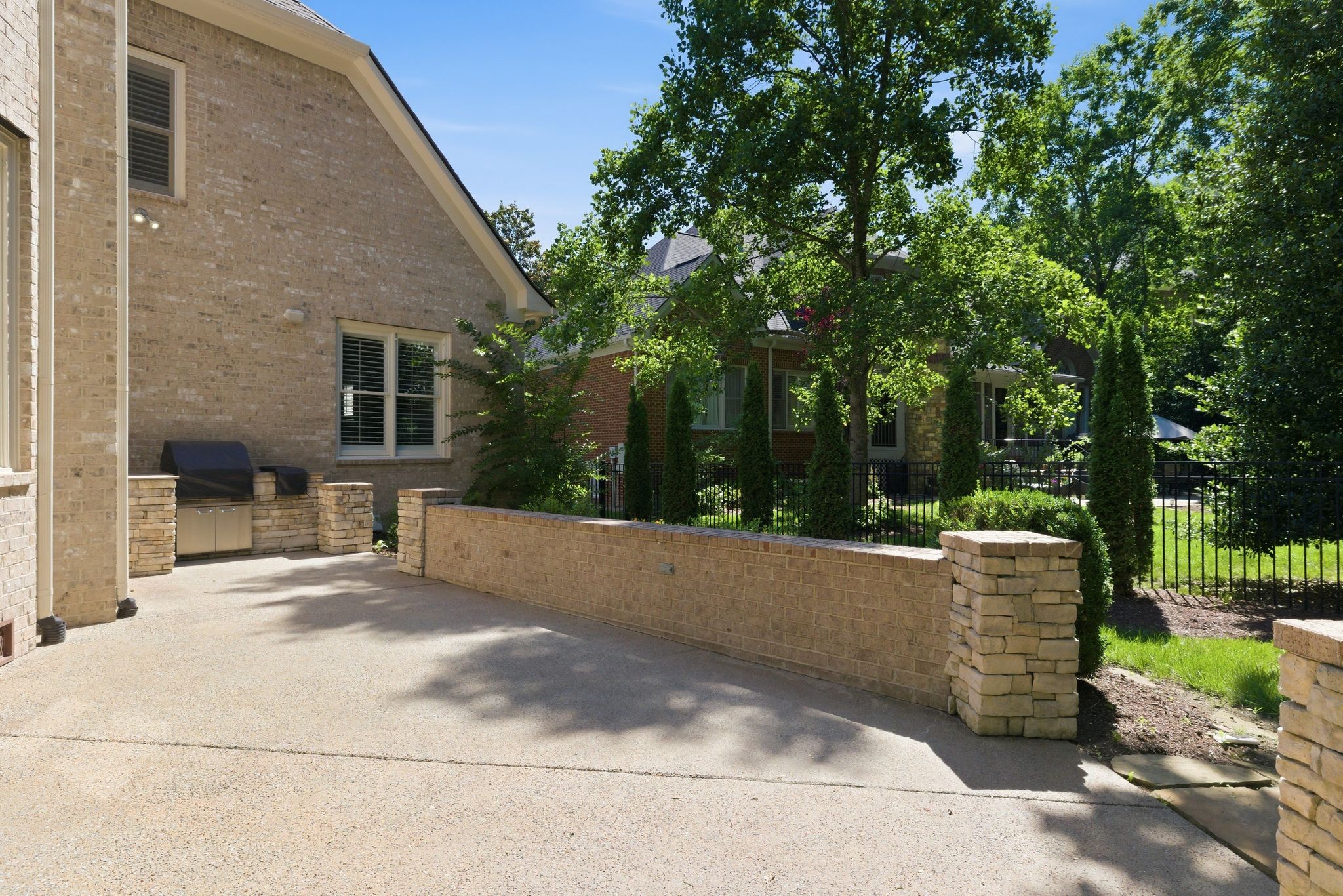 331 Haddon Ct