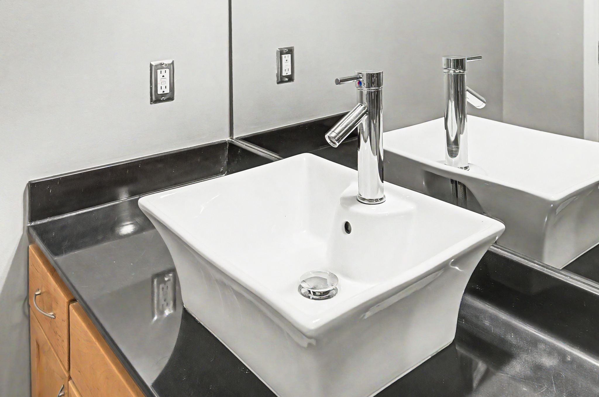 3000 Vanderbilt Pl Unit: 108