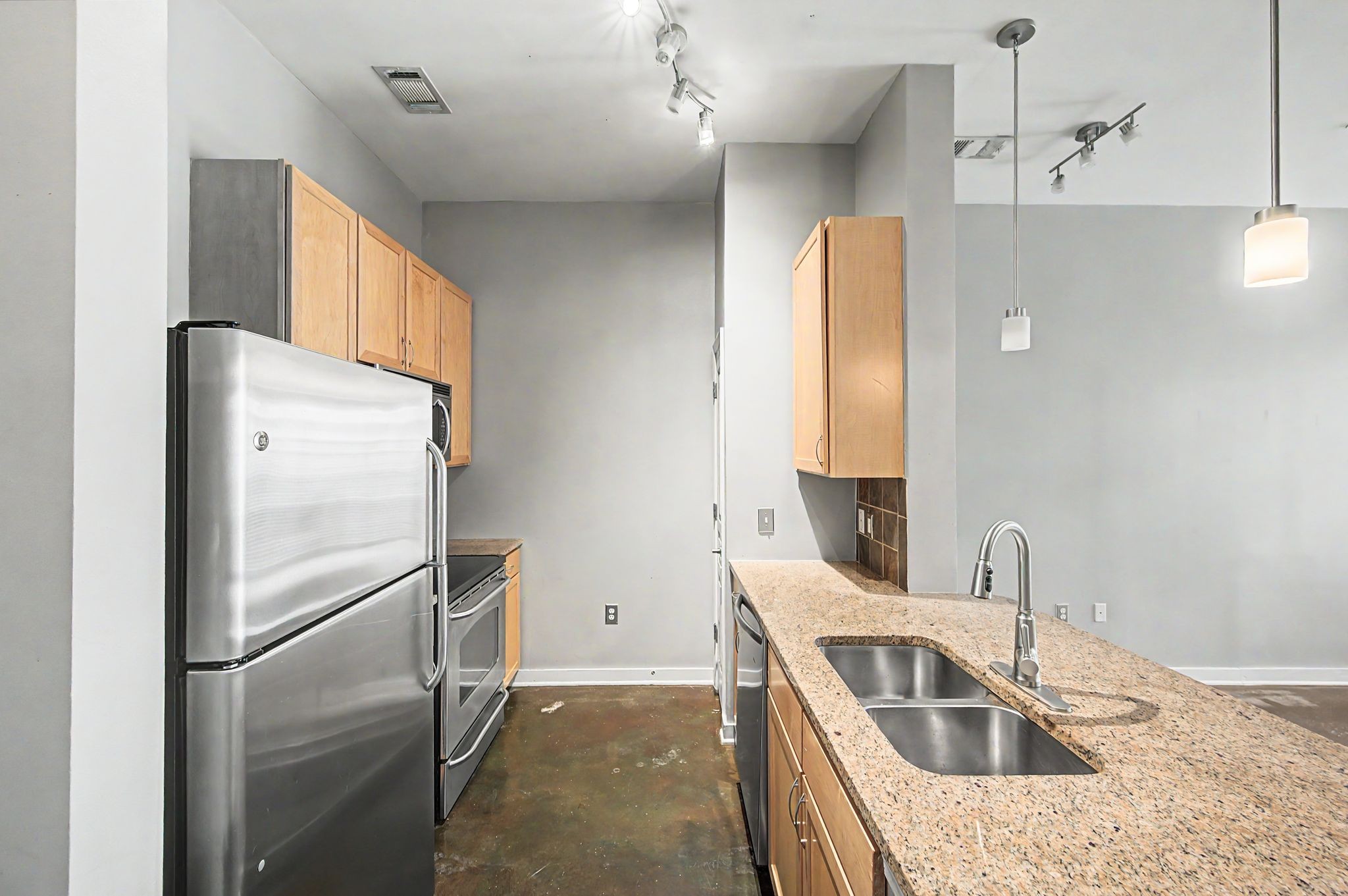 3000 Vanderbilt Pl Unit: 108