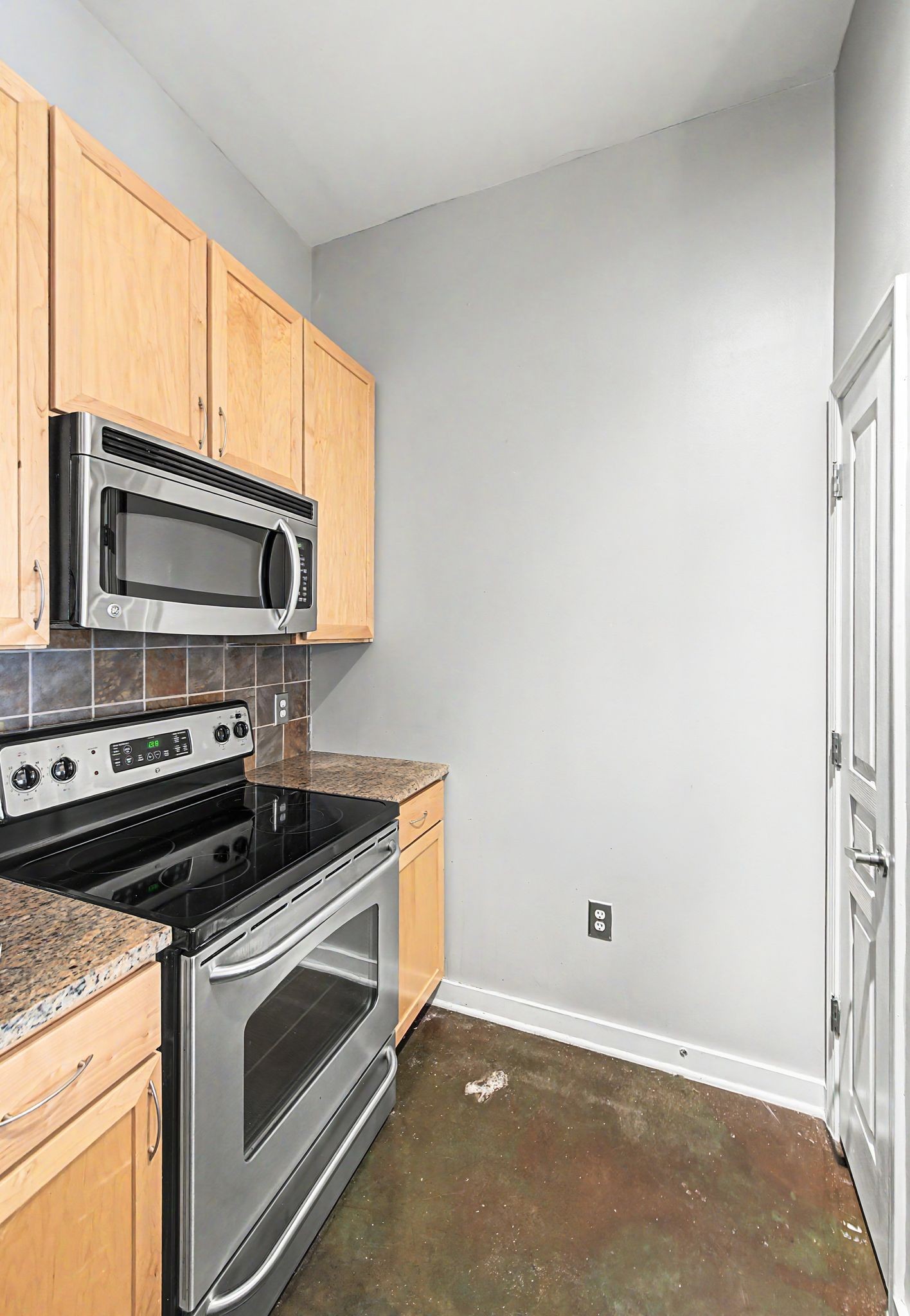 3000 Vanderbilt Pl Unit: 108