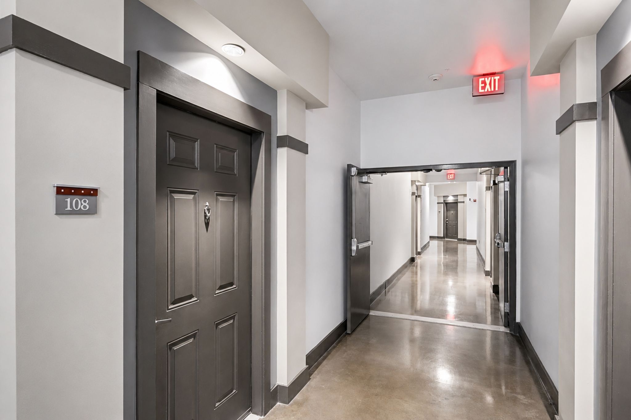3000 Vanderbilt Pl Unit: 108