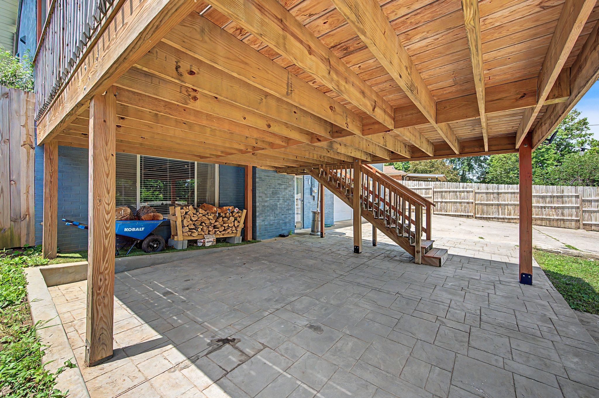 540 River Rouge Dr