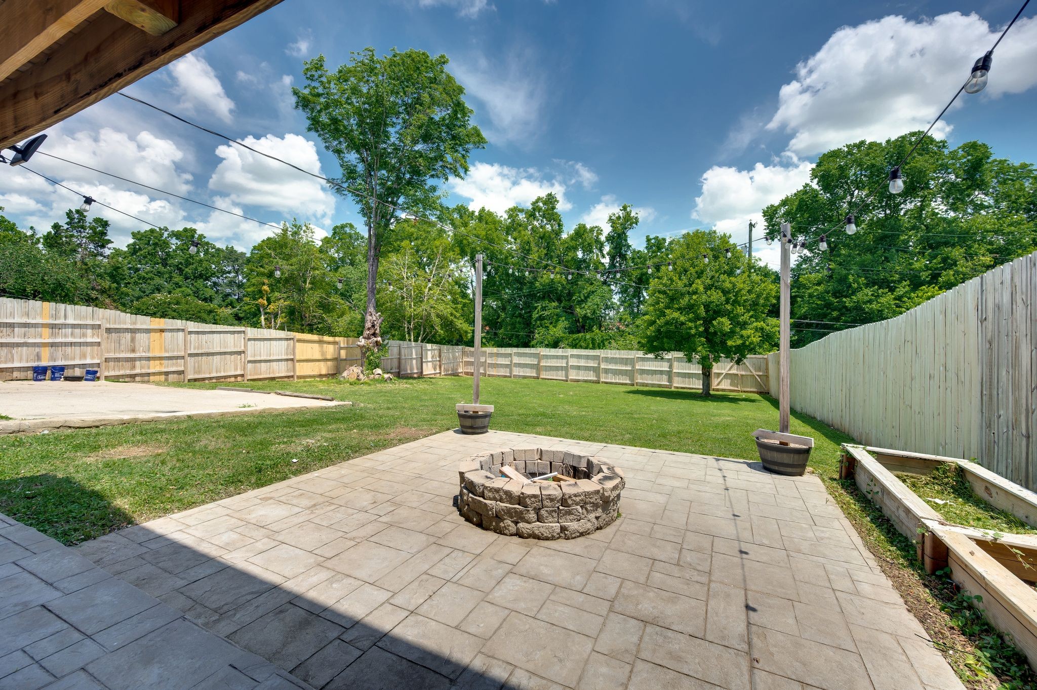 540 River Rouge Dr