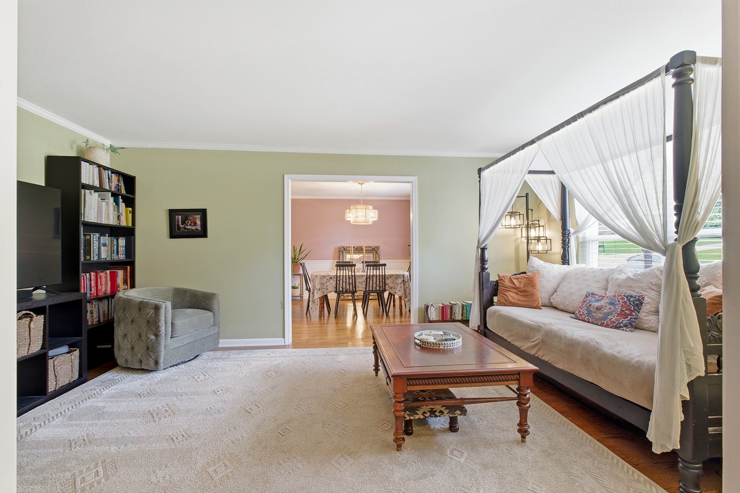 7220 Belle Chasse Dr