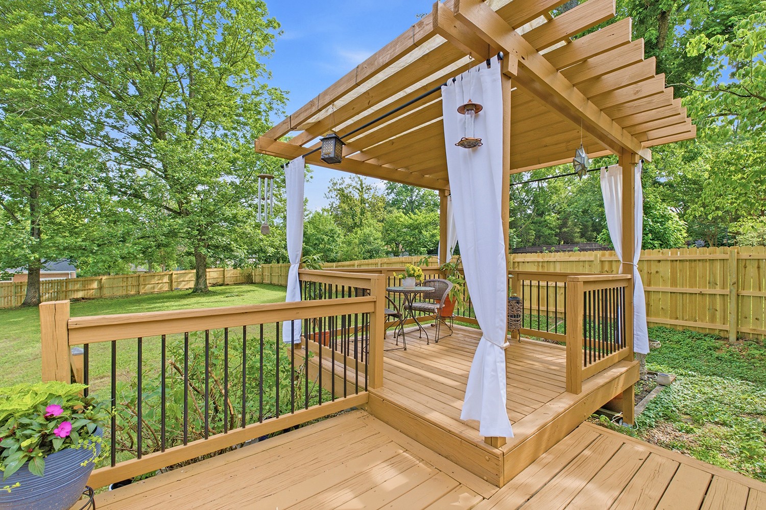 7220 Belle Chasse Dr