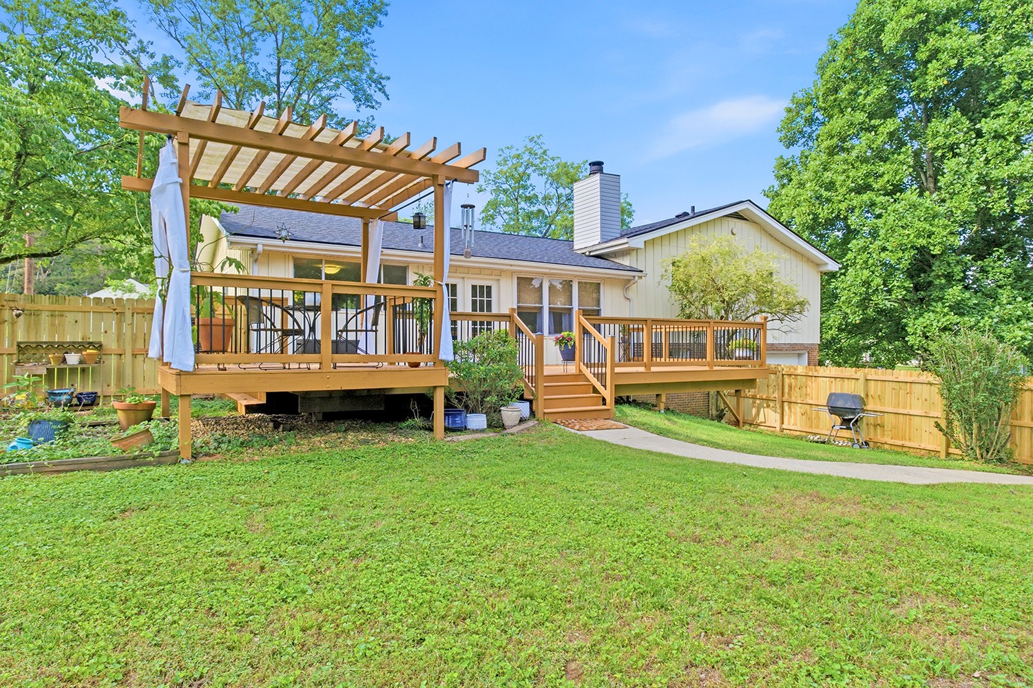 7220 Belle Chasse Dr