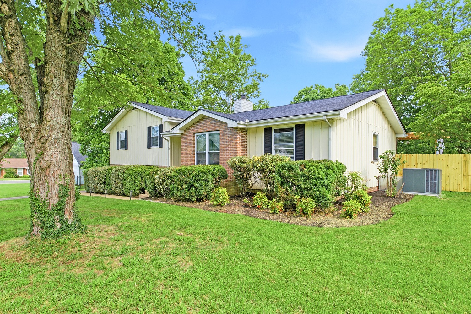 7220 Belle Chasse Dr