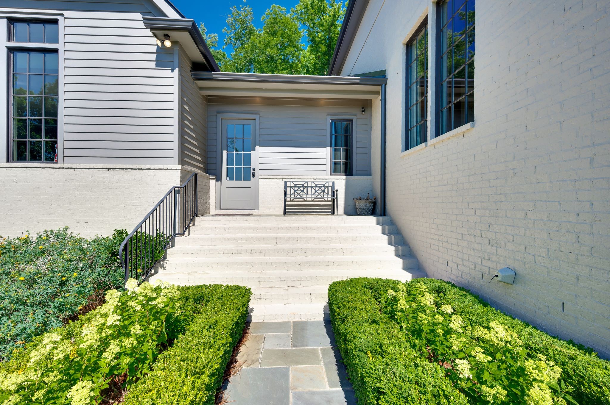 4523 Wayland Dr